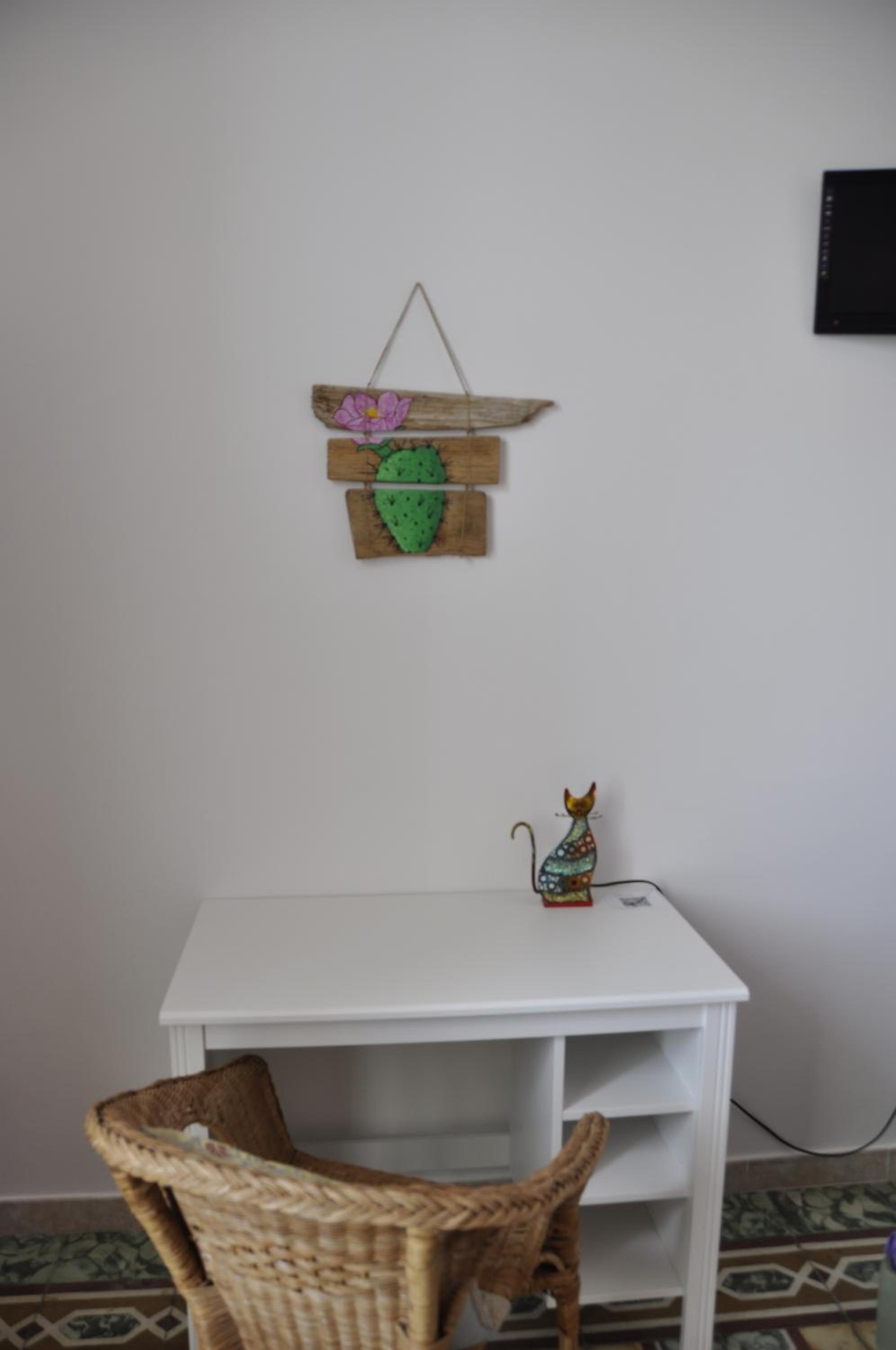 Sisters house photo 3