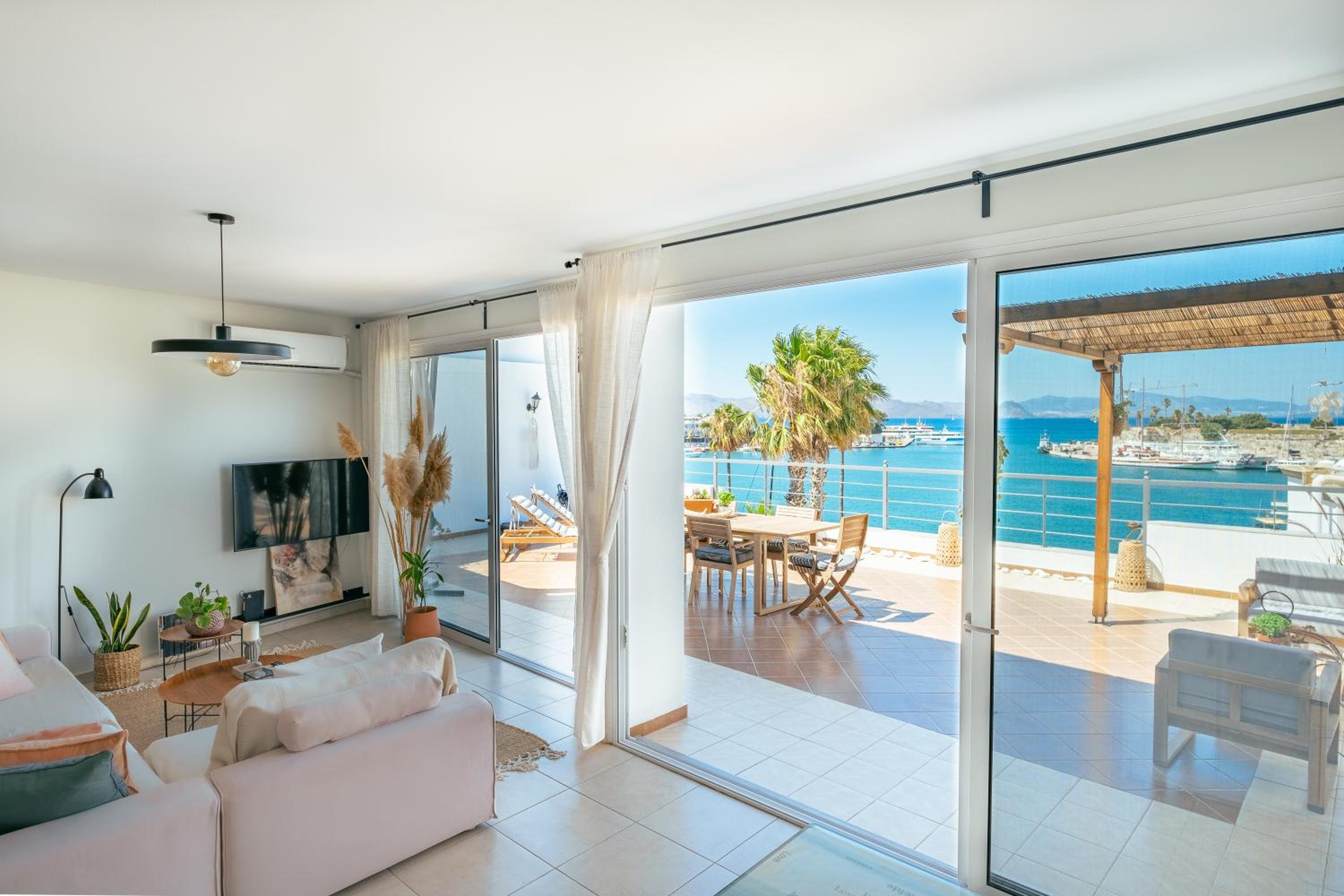 Attico Blu - Sea View Penthouse photo 3