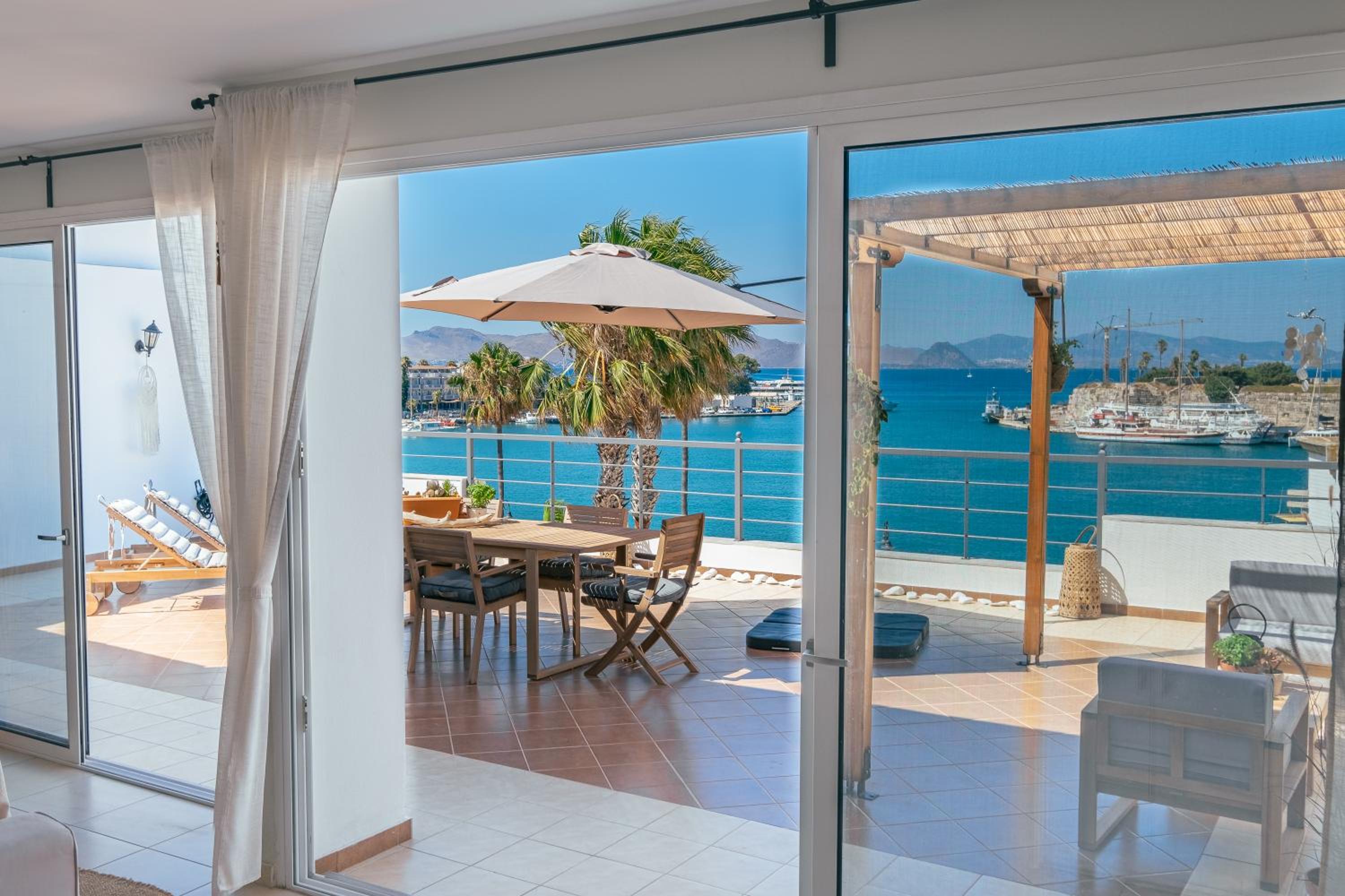 Attico Blu - Sea View Penthouse photo 2
