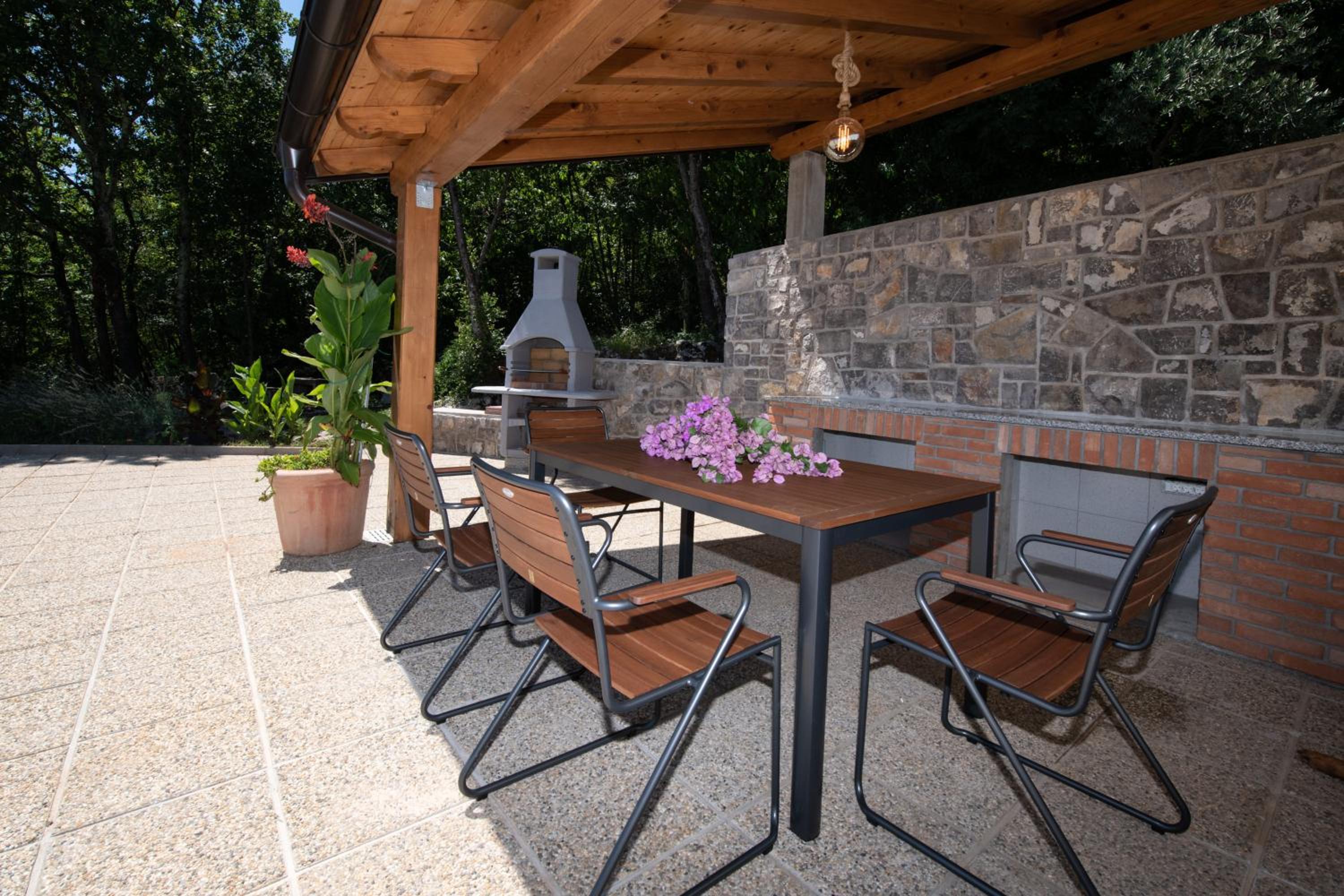 Villa Kruno, with the pool and spectacular sea view view 5