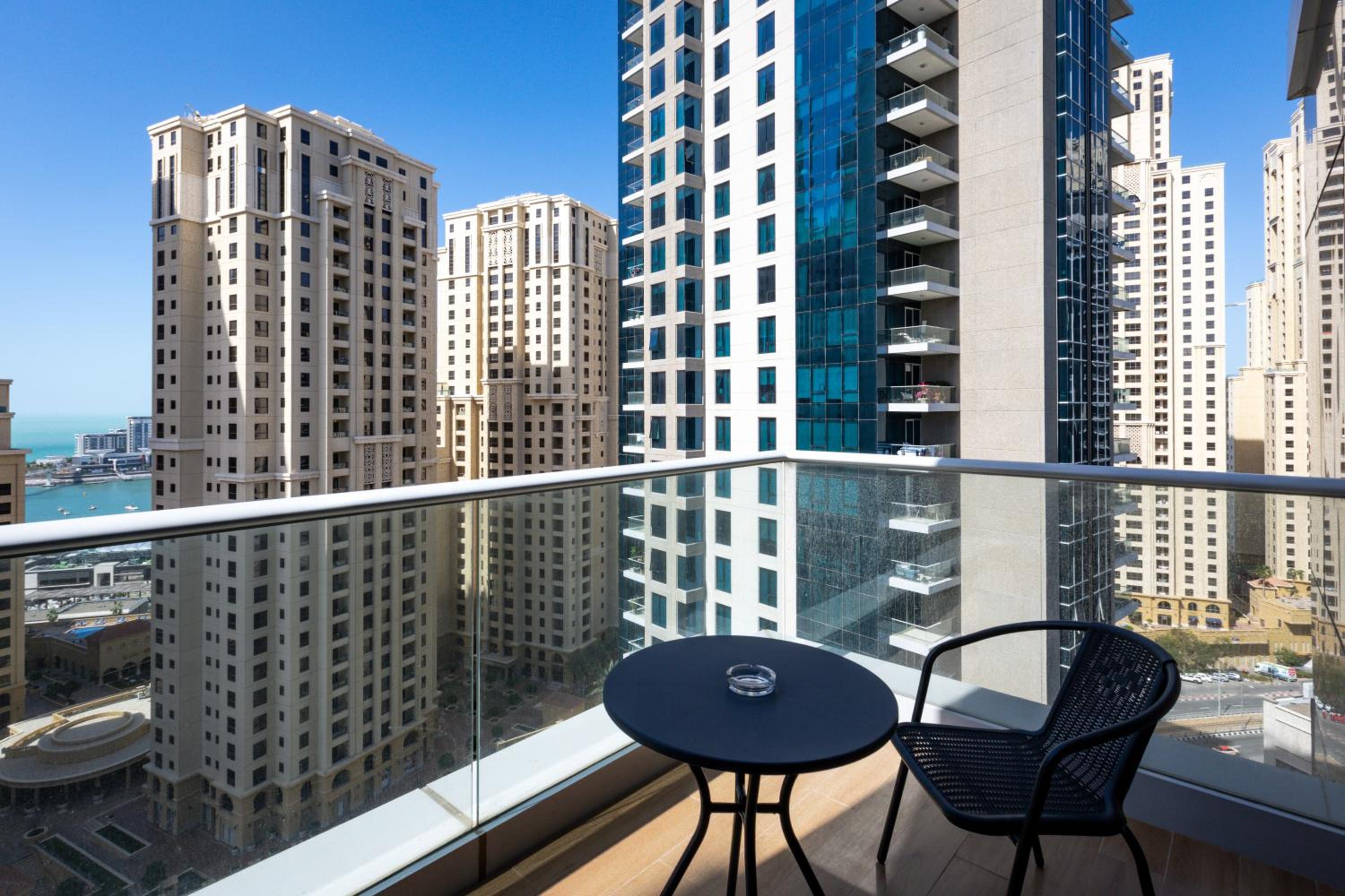 Dubai Marina Peaceful & Stylish 2BR - JBR beach