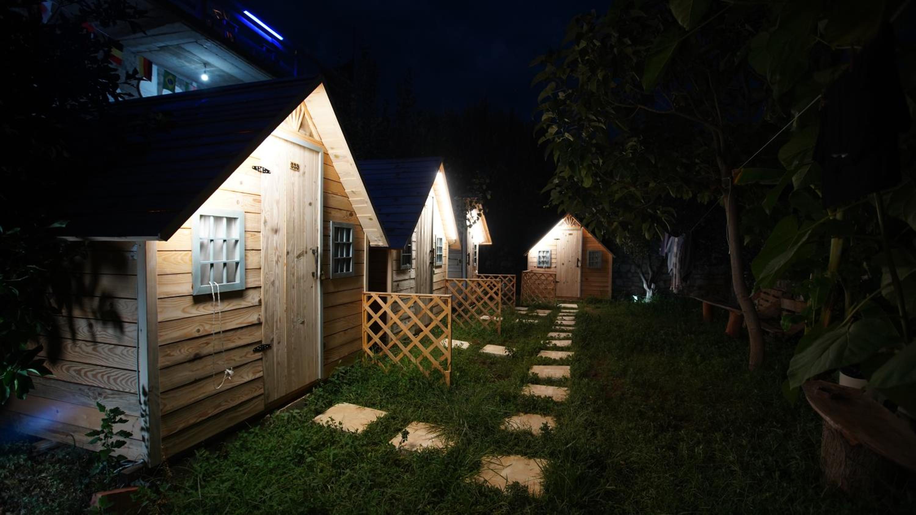 Camping Albania-Secret Village Den