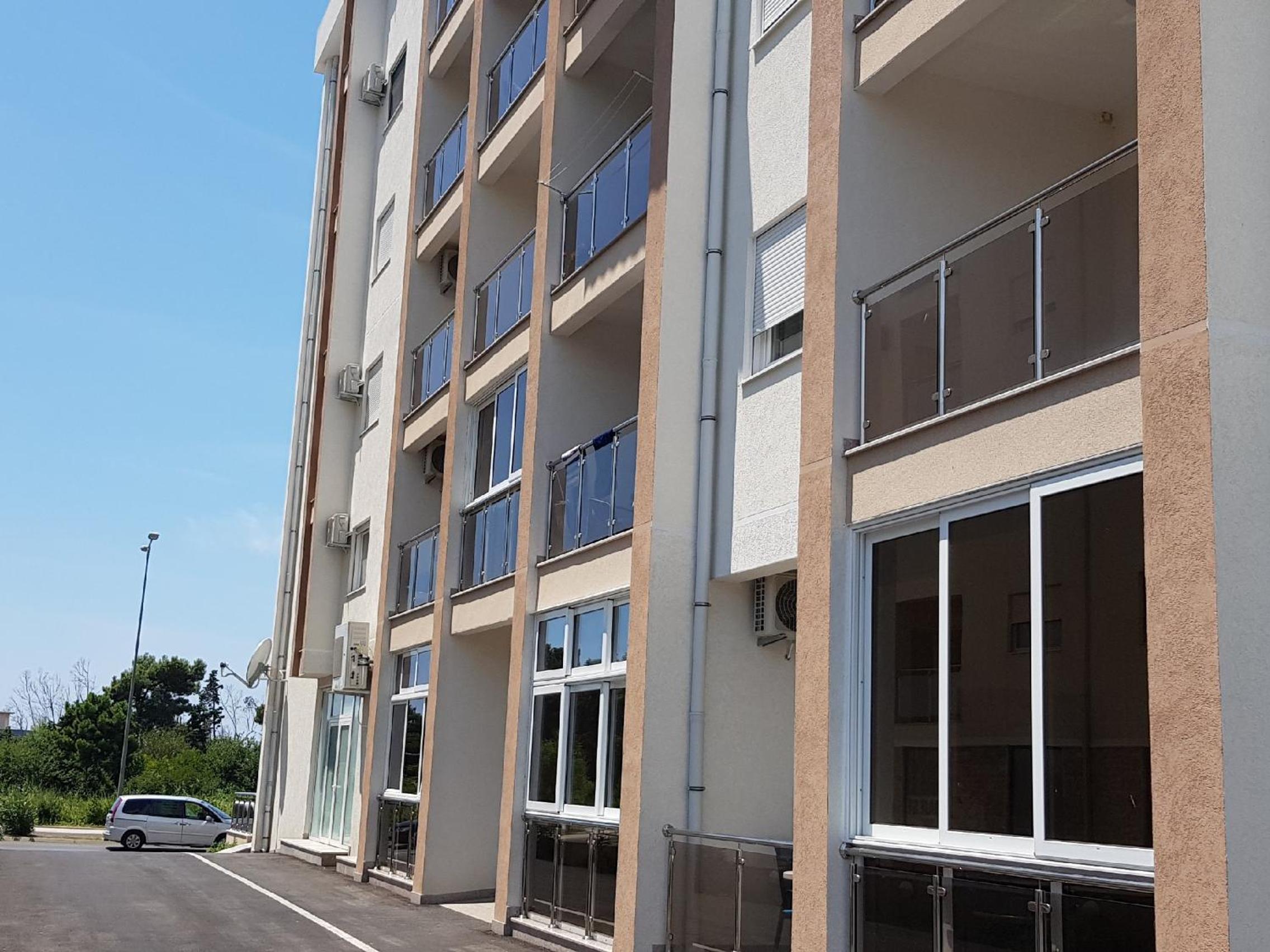 Apartments Leo