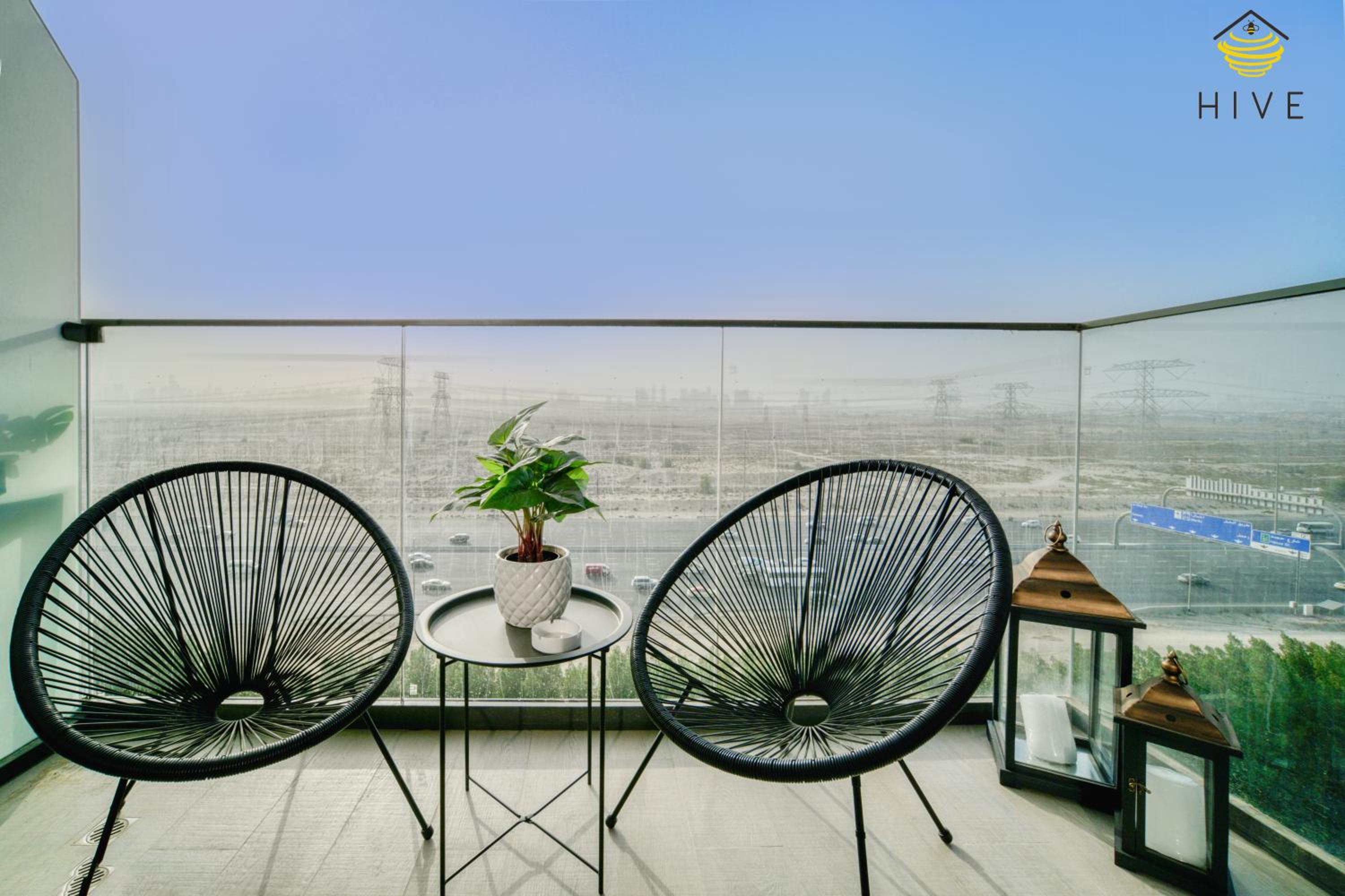 Stunning Studio in Bloom Towers, JVC