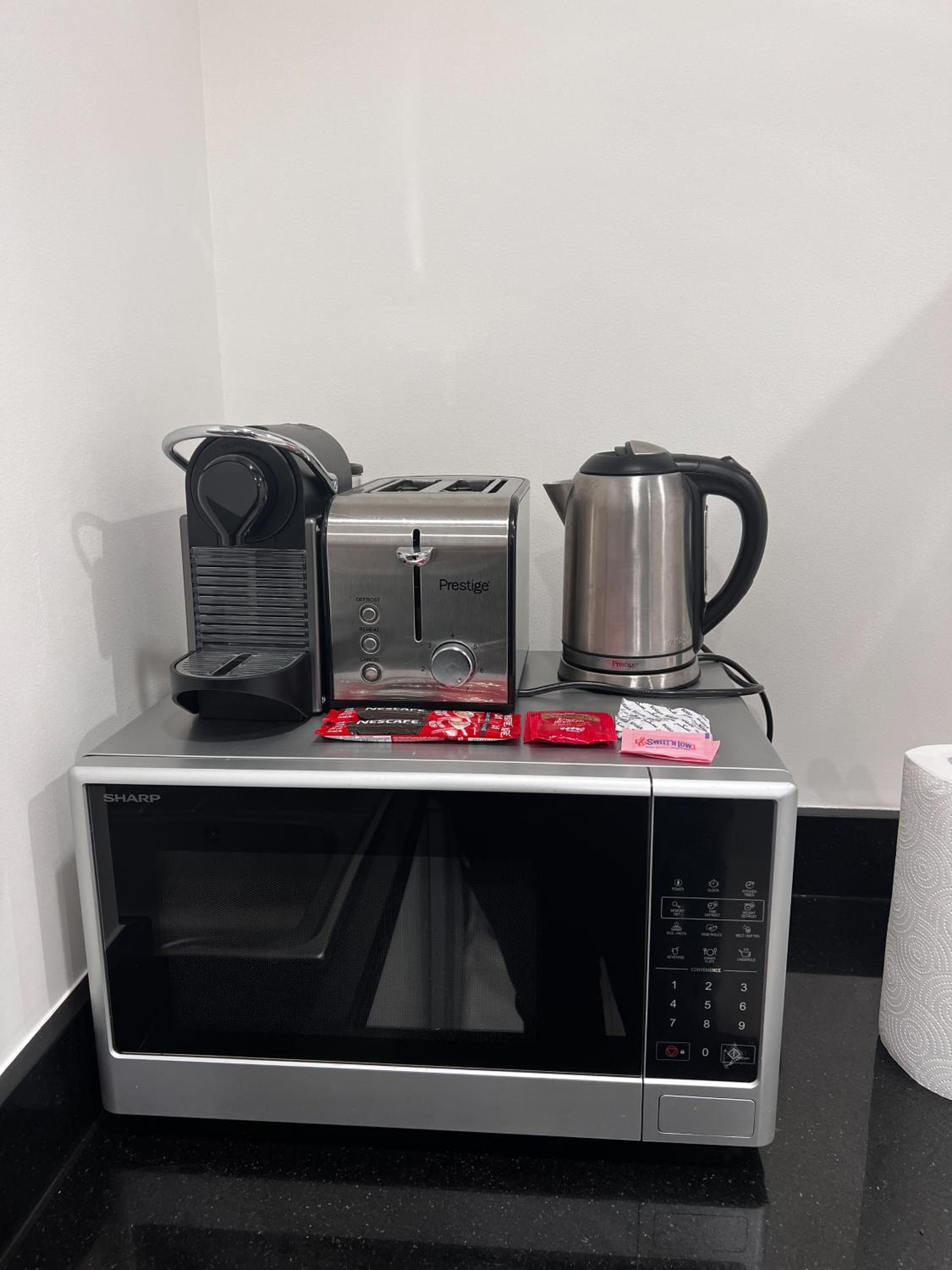 Lovely one bedroom apartment with world class hotel amenities