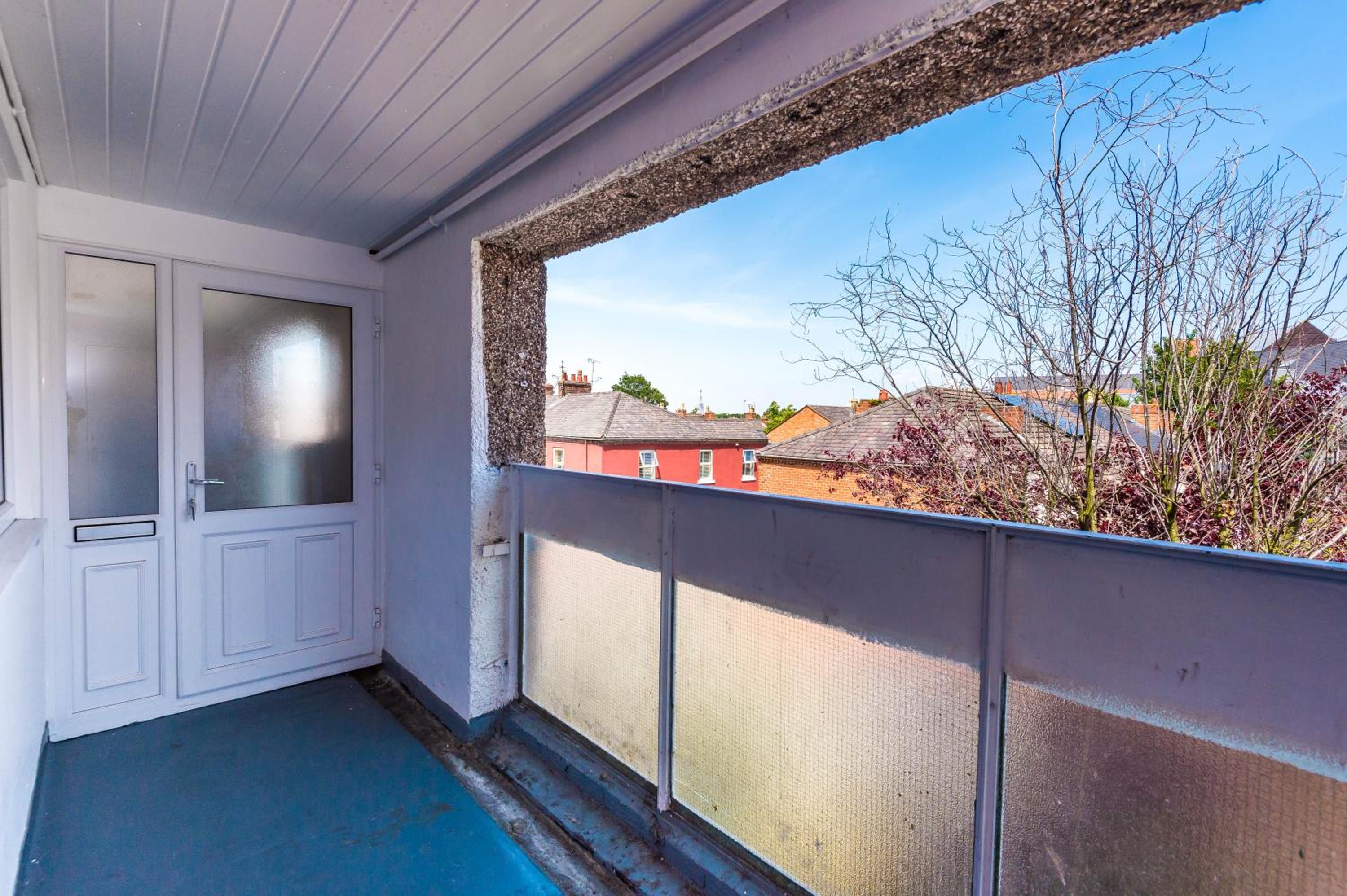 Hidden Gem within Central Chester - Great Location