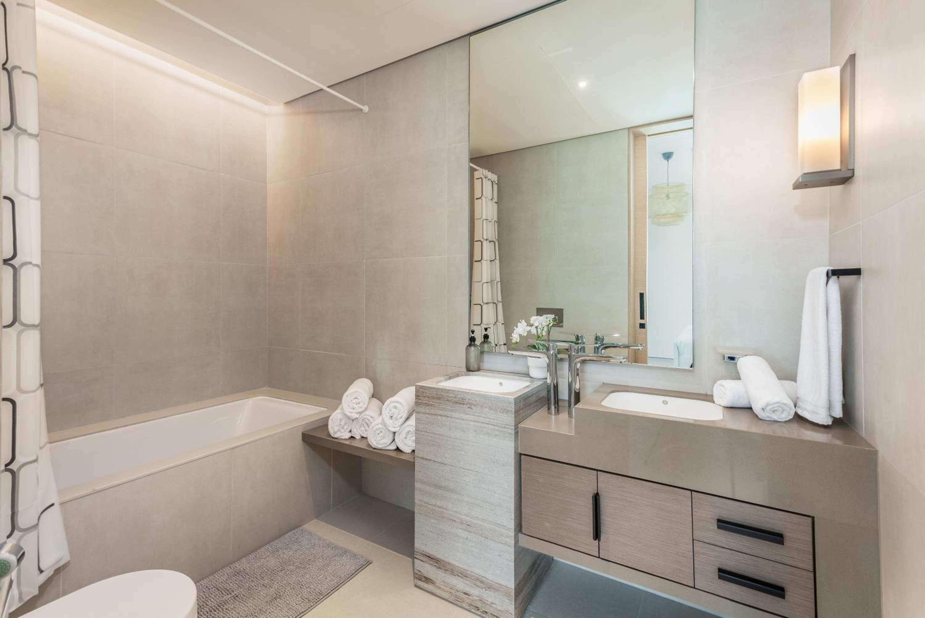 72 floor 2BR at the Address JBR with Marina Views!