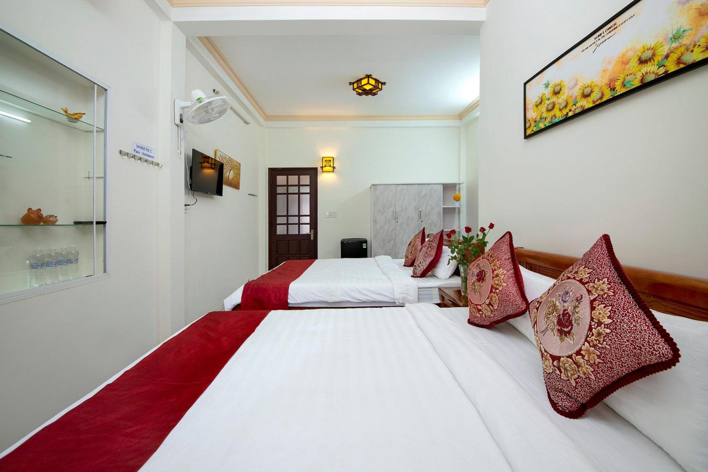 Red Lotus Homestay & Spa view 2