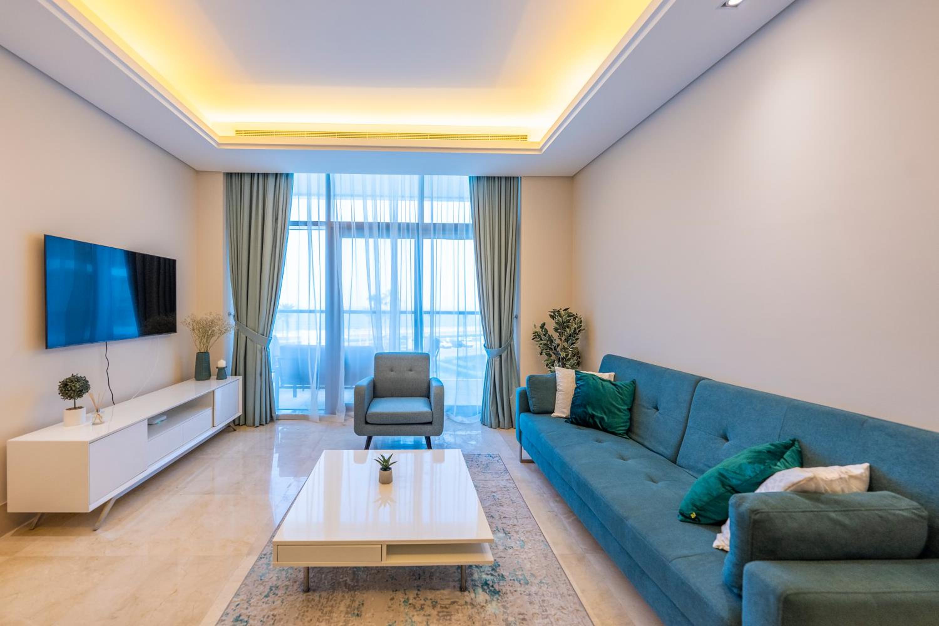 Cozy beachfront 1 bedroom apartment - The 8