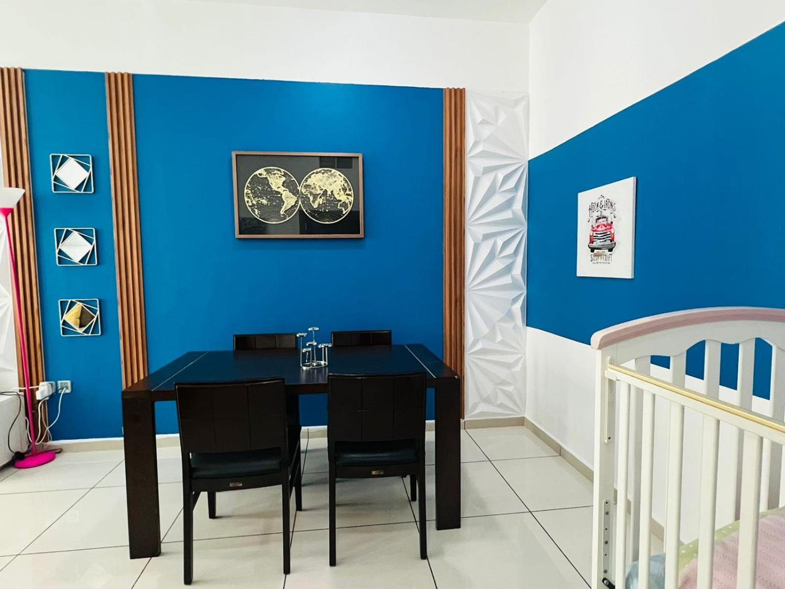 Entire private self catered sea view Apartments marina