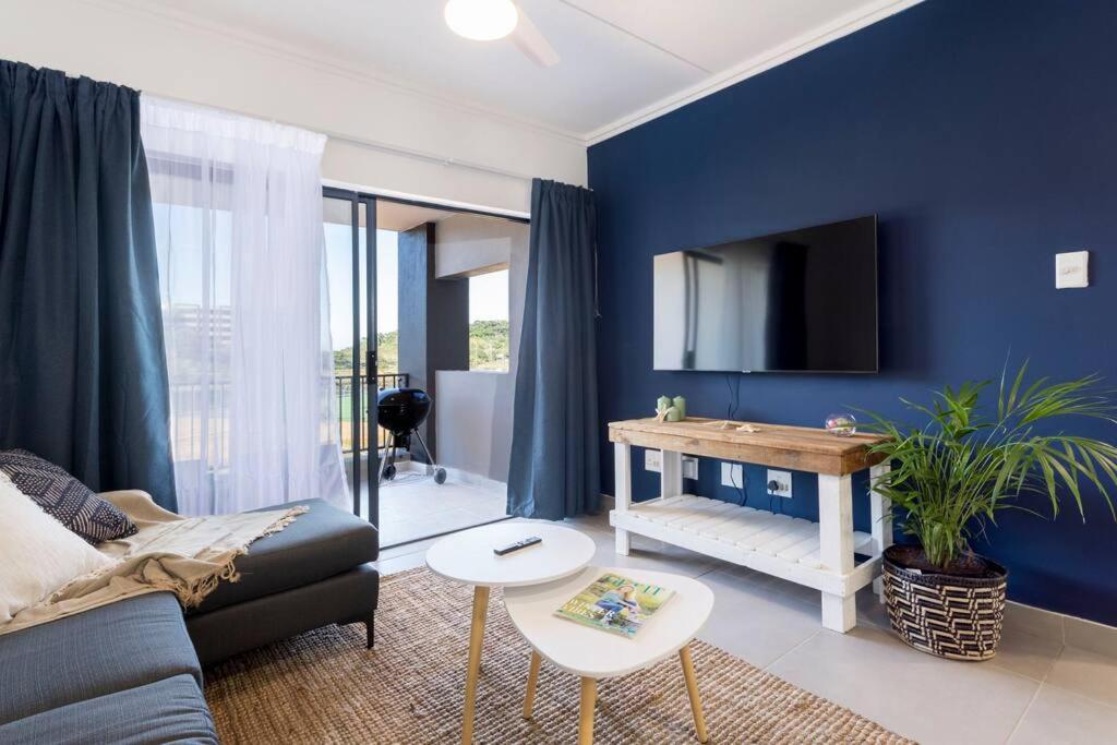Modern Apartment in Dolphin Coast 24 with backup power