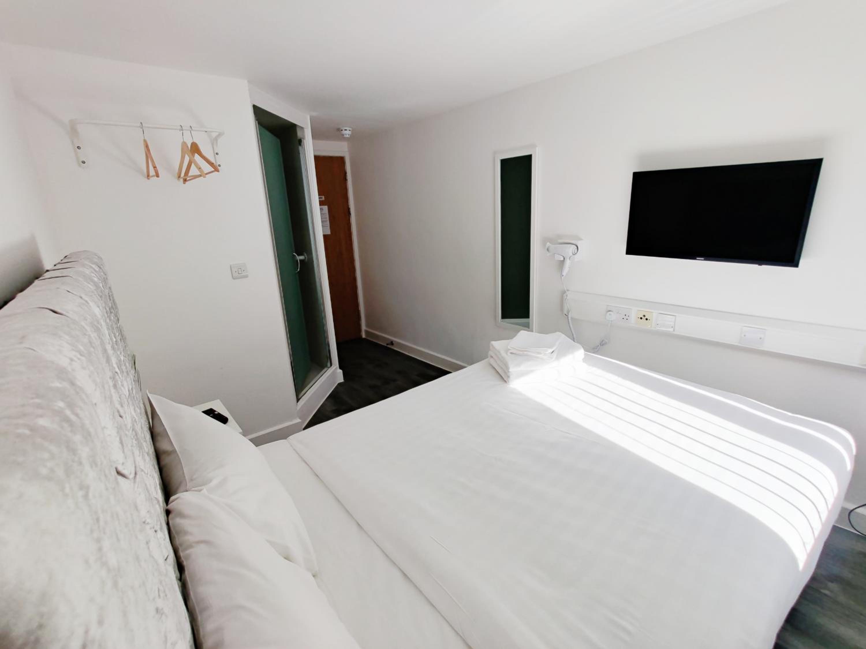 Bradford Vacations - Accommodation Bradford - Property Image 26