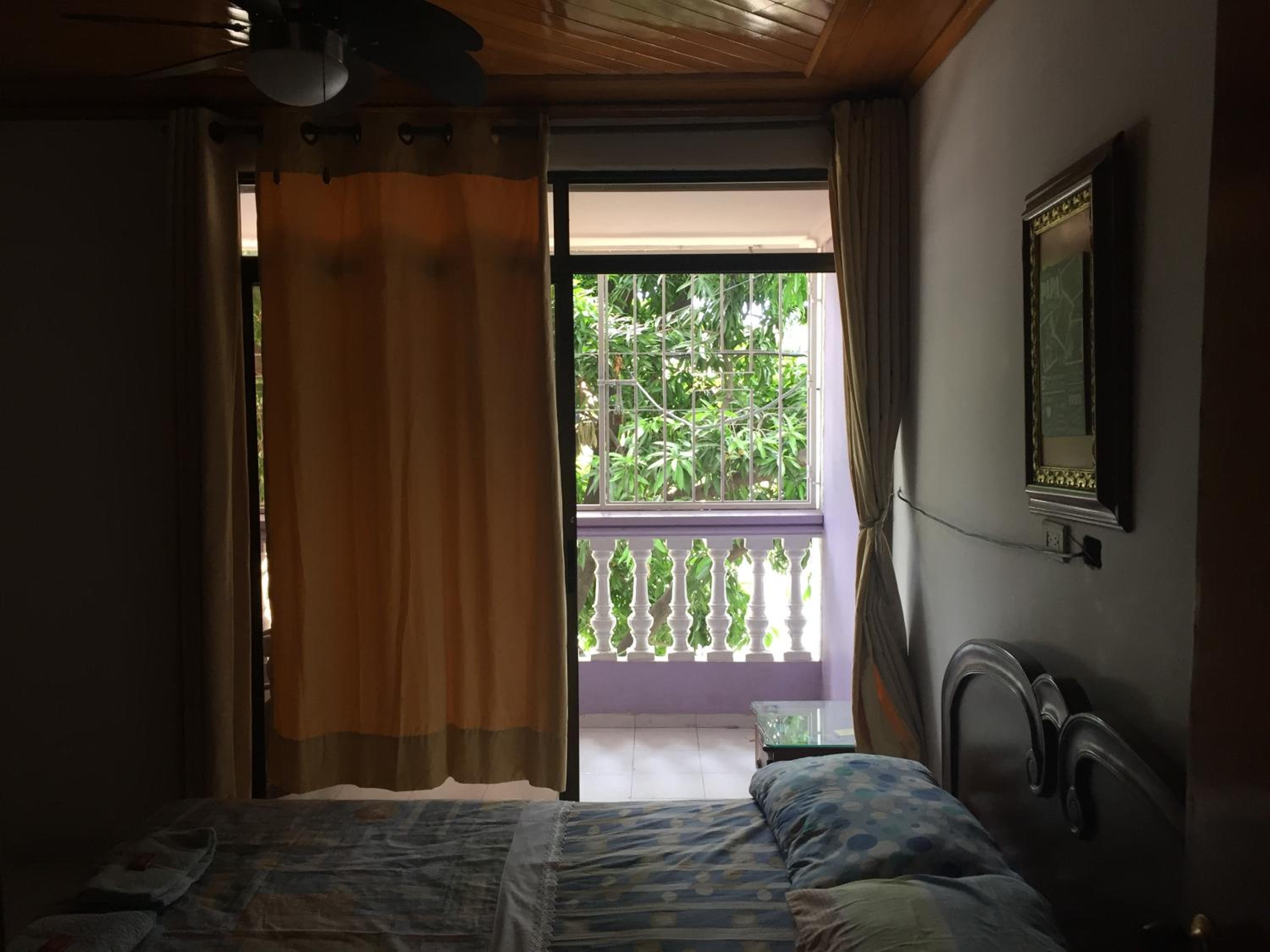 Casa Feliz Hostal