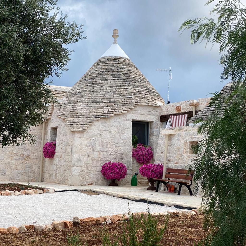 Trullo Masso Antico view 2