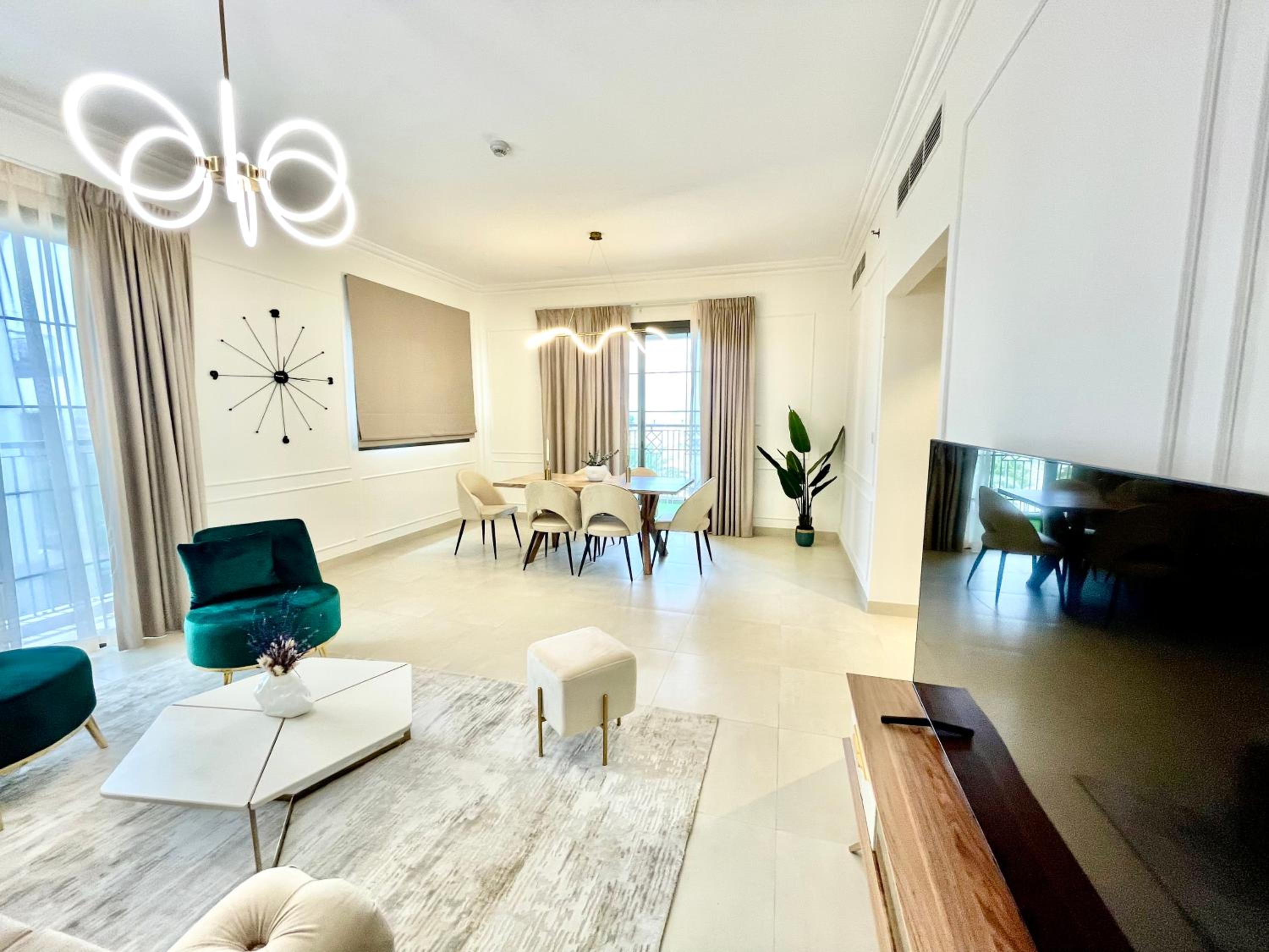 GOODWOOD SUITES HOMES VACATION