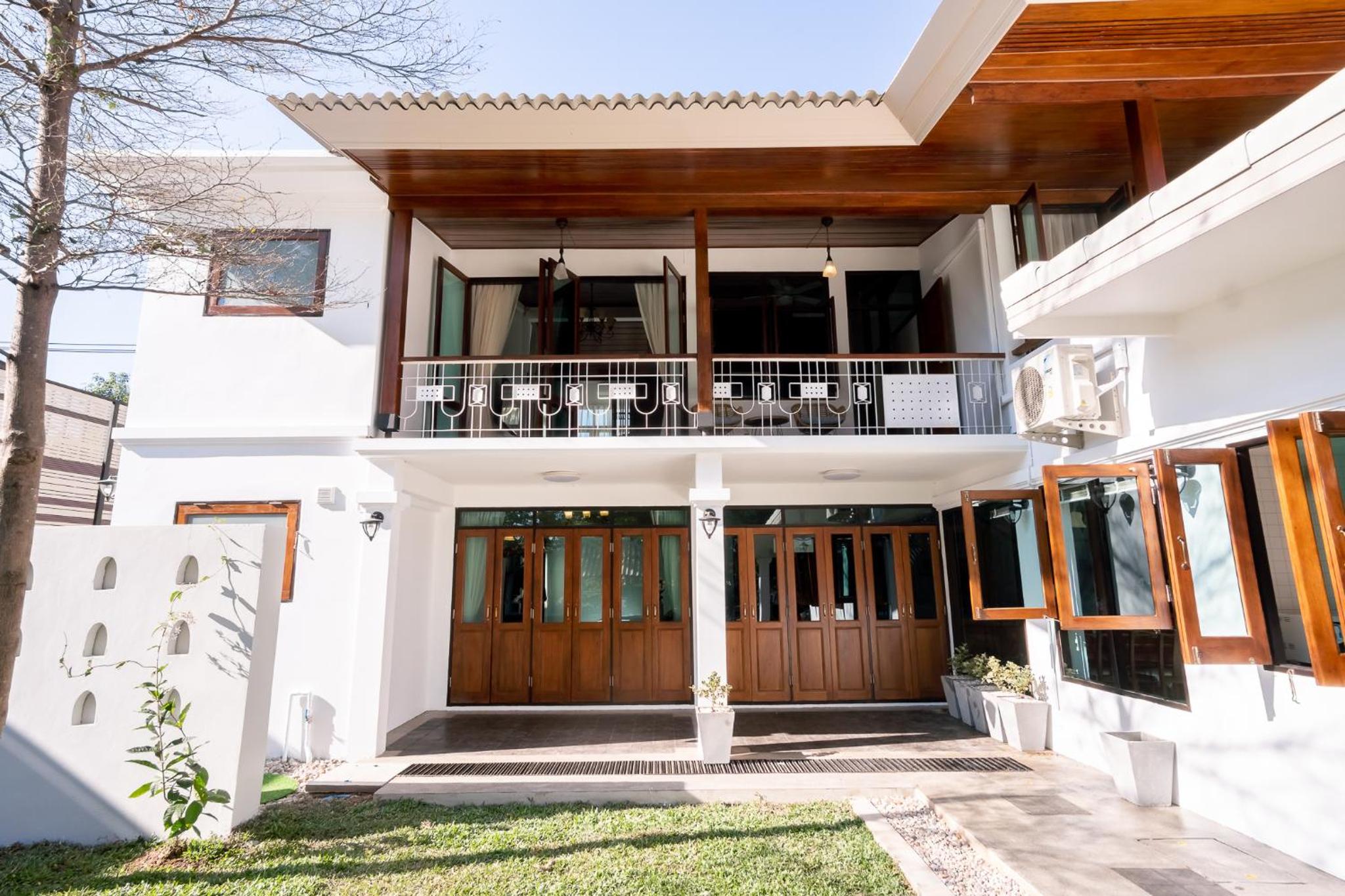 Stay @ Na Maeping Private House by Ping River