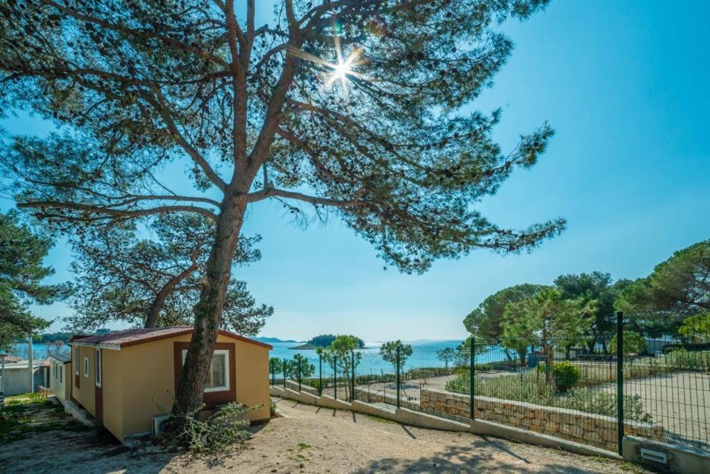 Apartments by the sea Pakostane, Biograd - 18783 view 4
