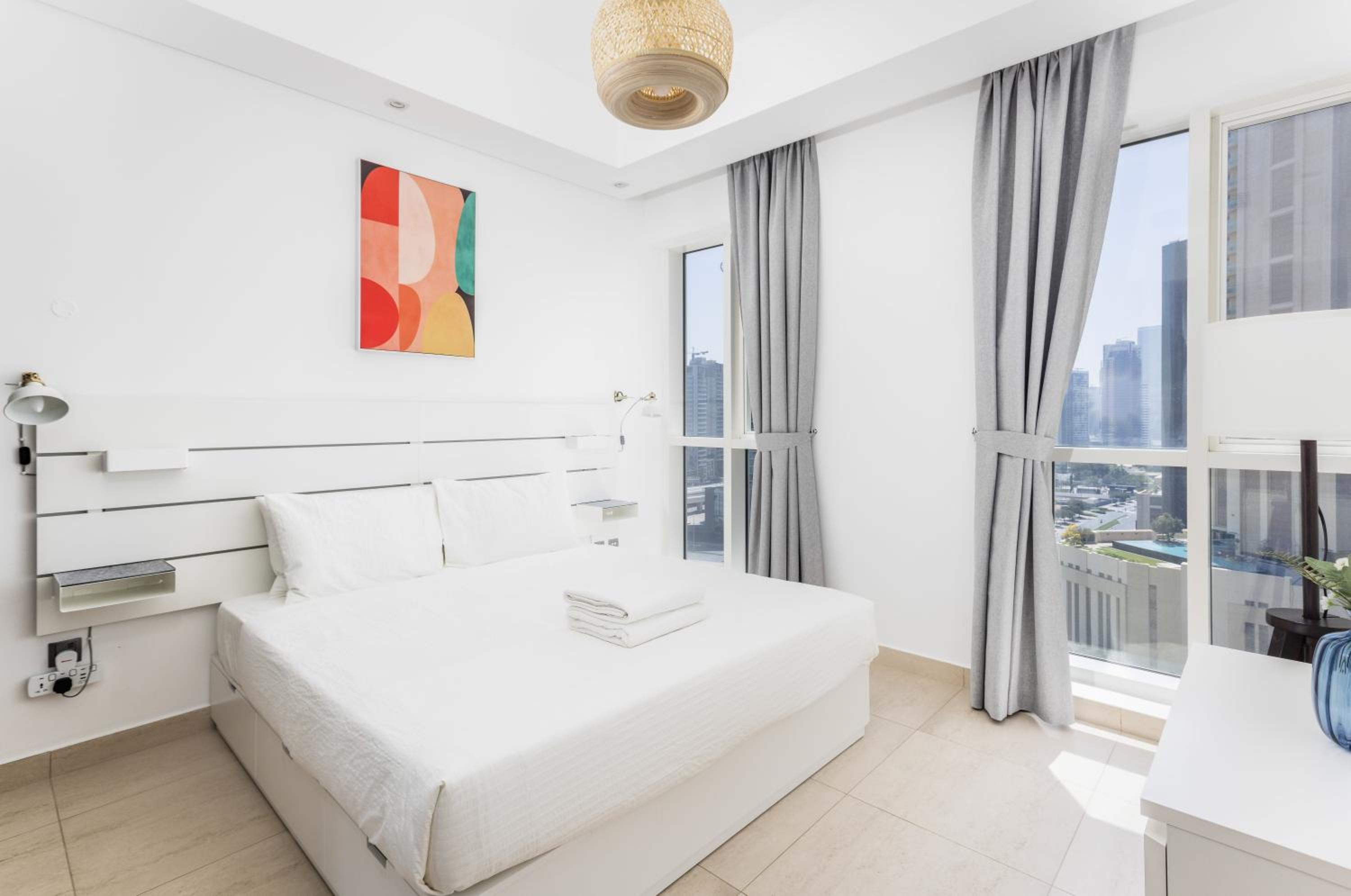 Beautiful & Bright 2BR + kids - 7min to Dubai Mall