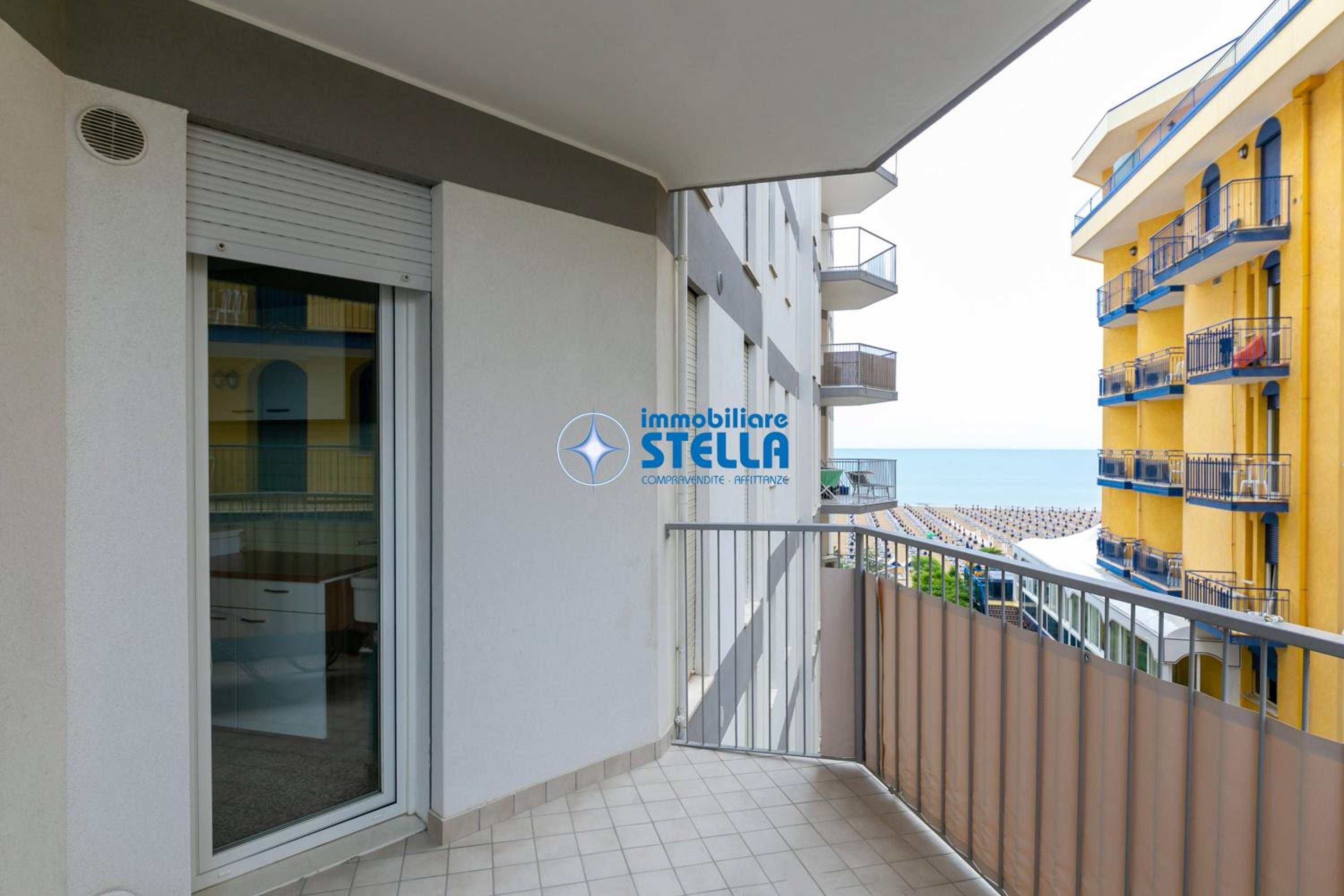 Condominio Commerciale view 2