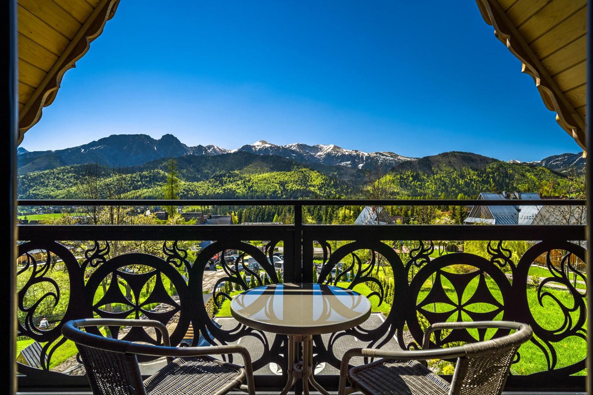 balcony