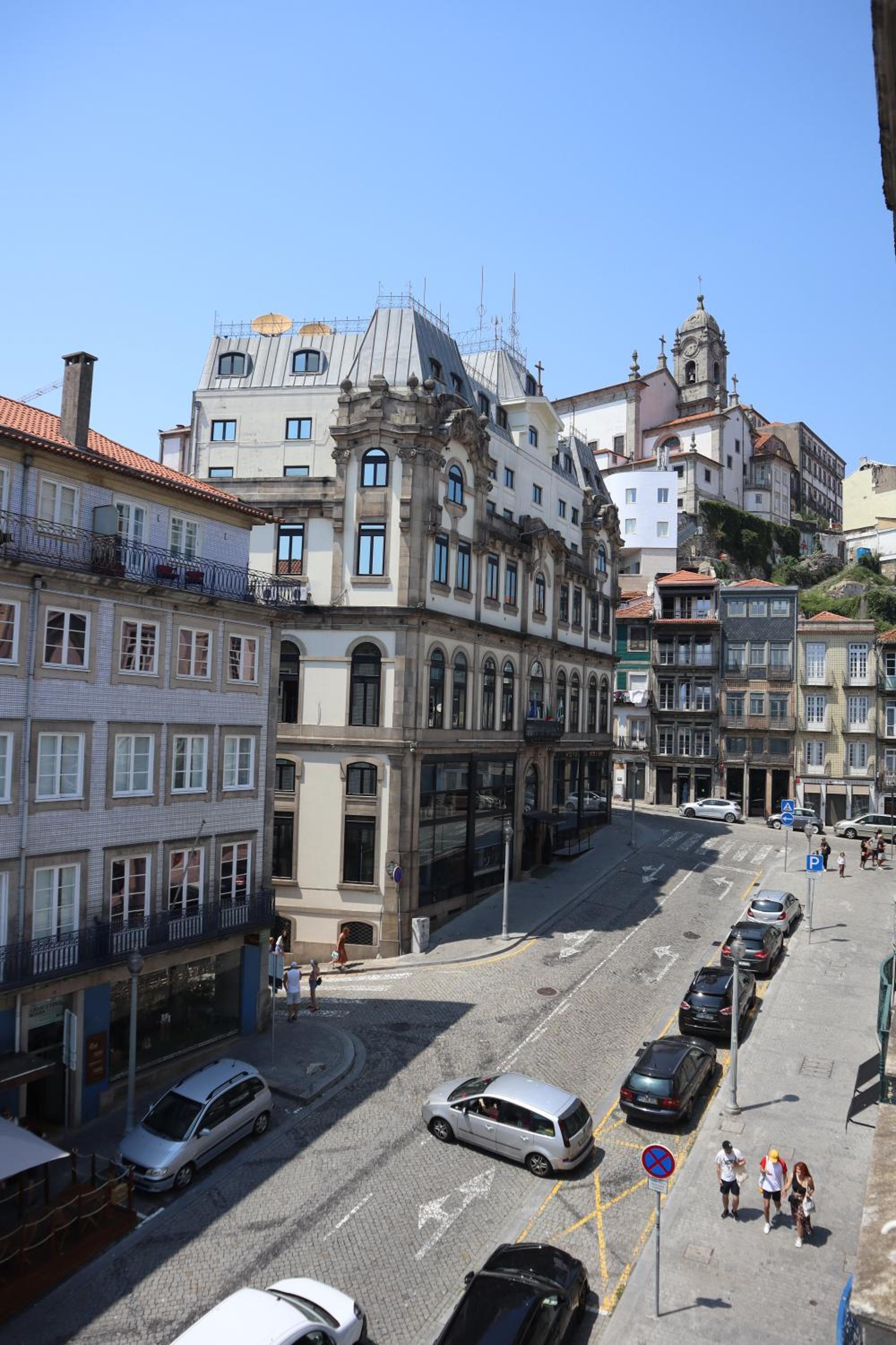 NEW Porto Legend Apartments