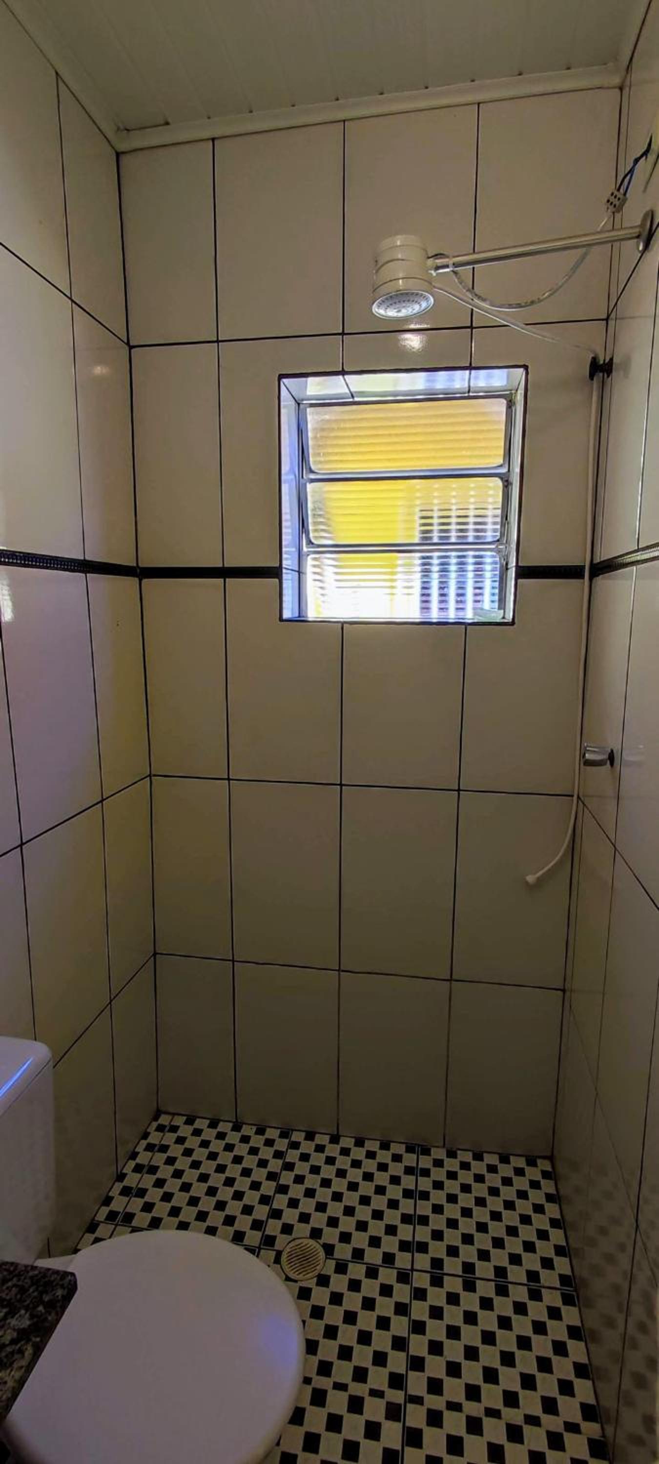 Casa com Amplo Quintal, Netflix, 5 minutos de carro da Praia