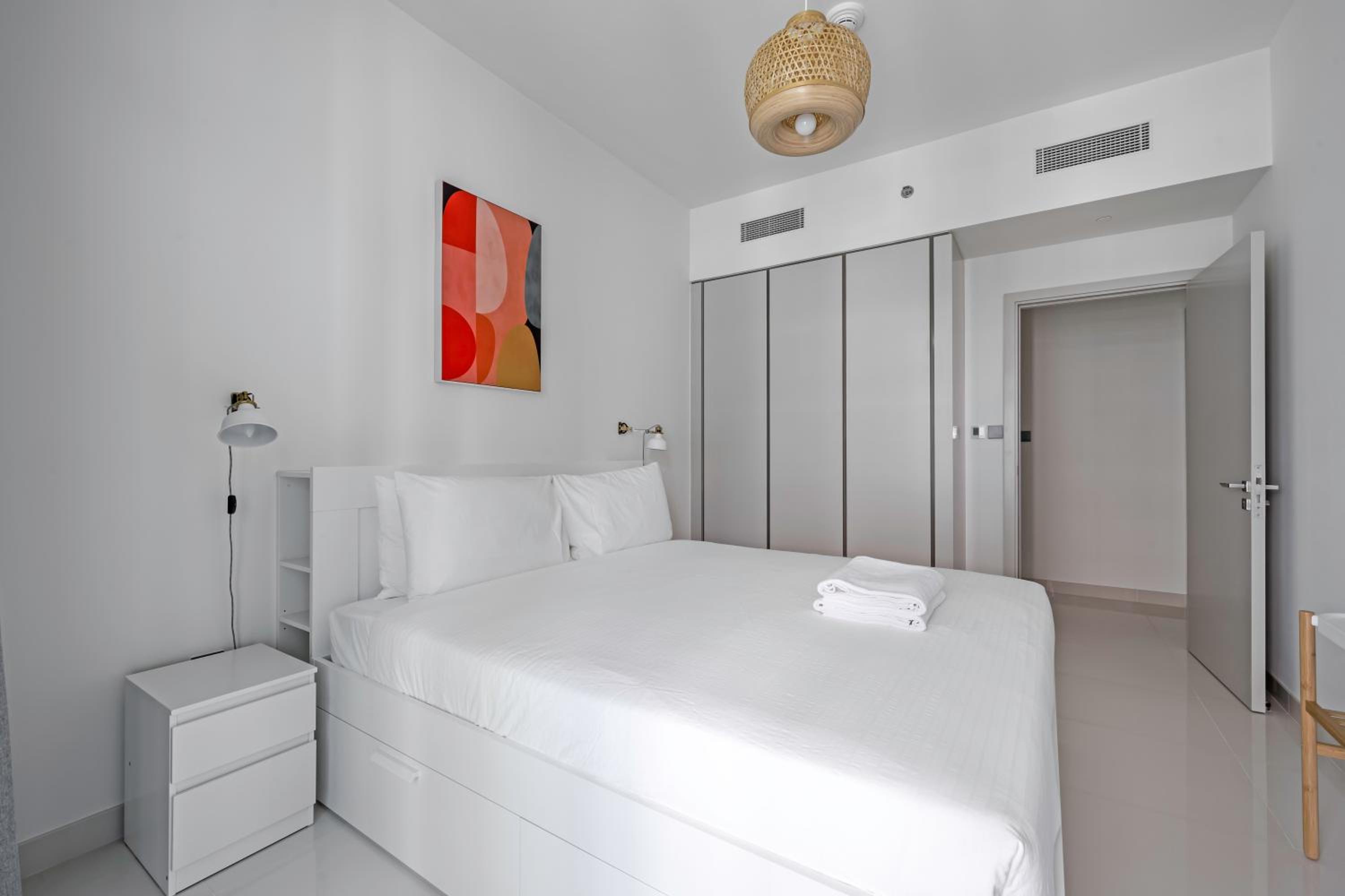 Breathtaking Atlantis view, Spacious 2BR on beach