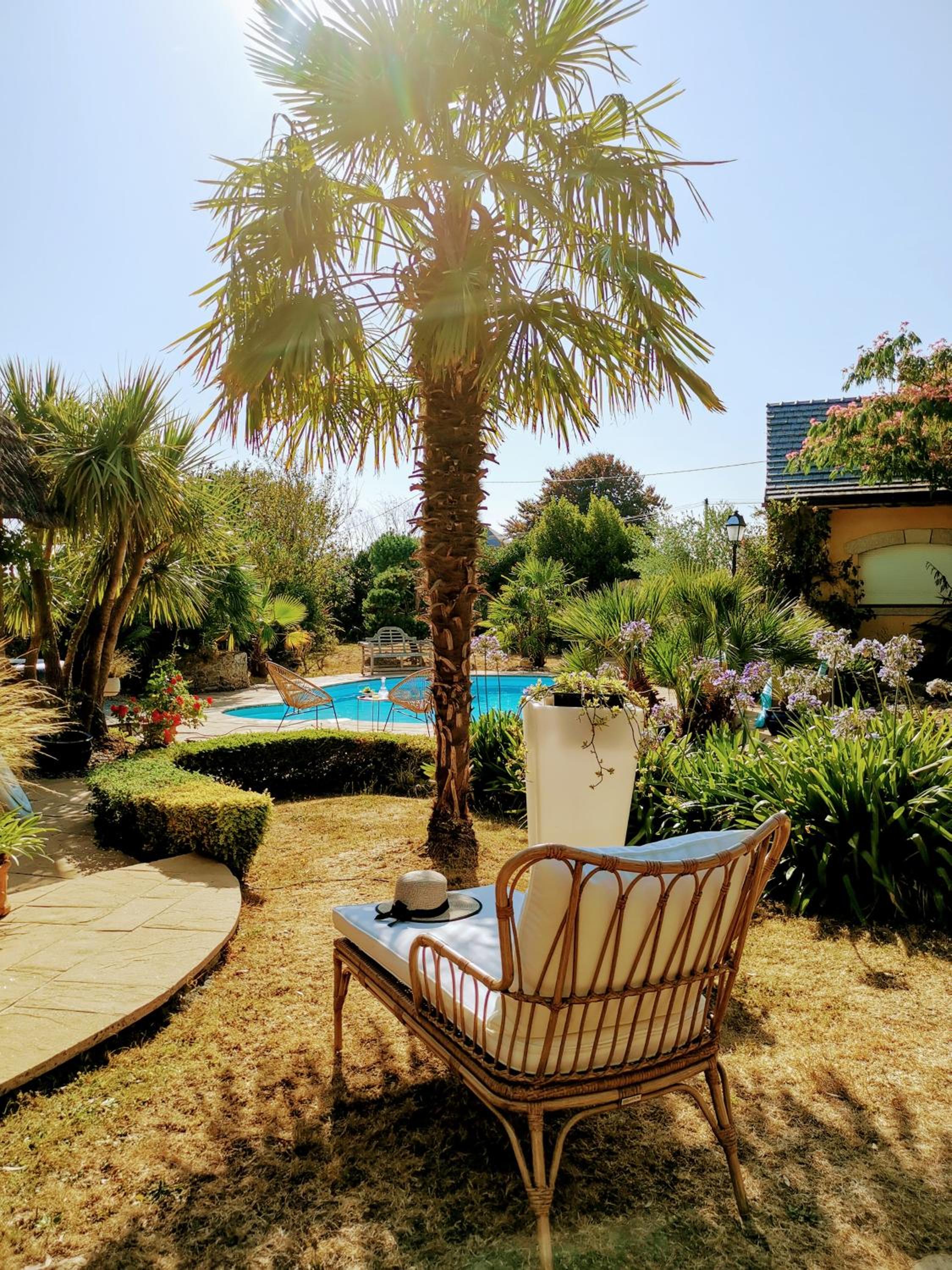 B&B Lou Mas view 2