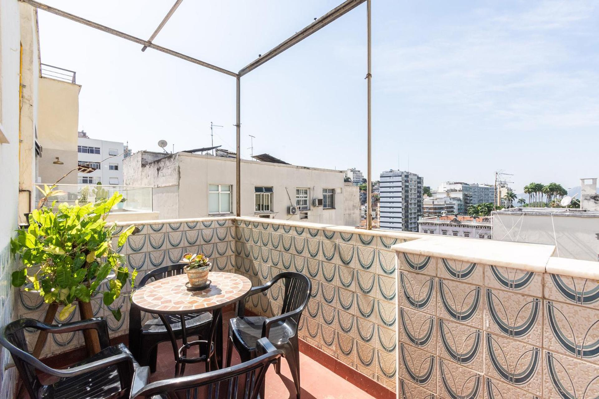 Apartamento c WiFi a 900m da Praia do Flamengo RJ