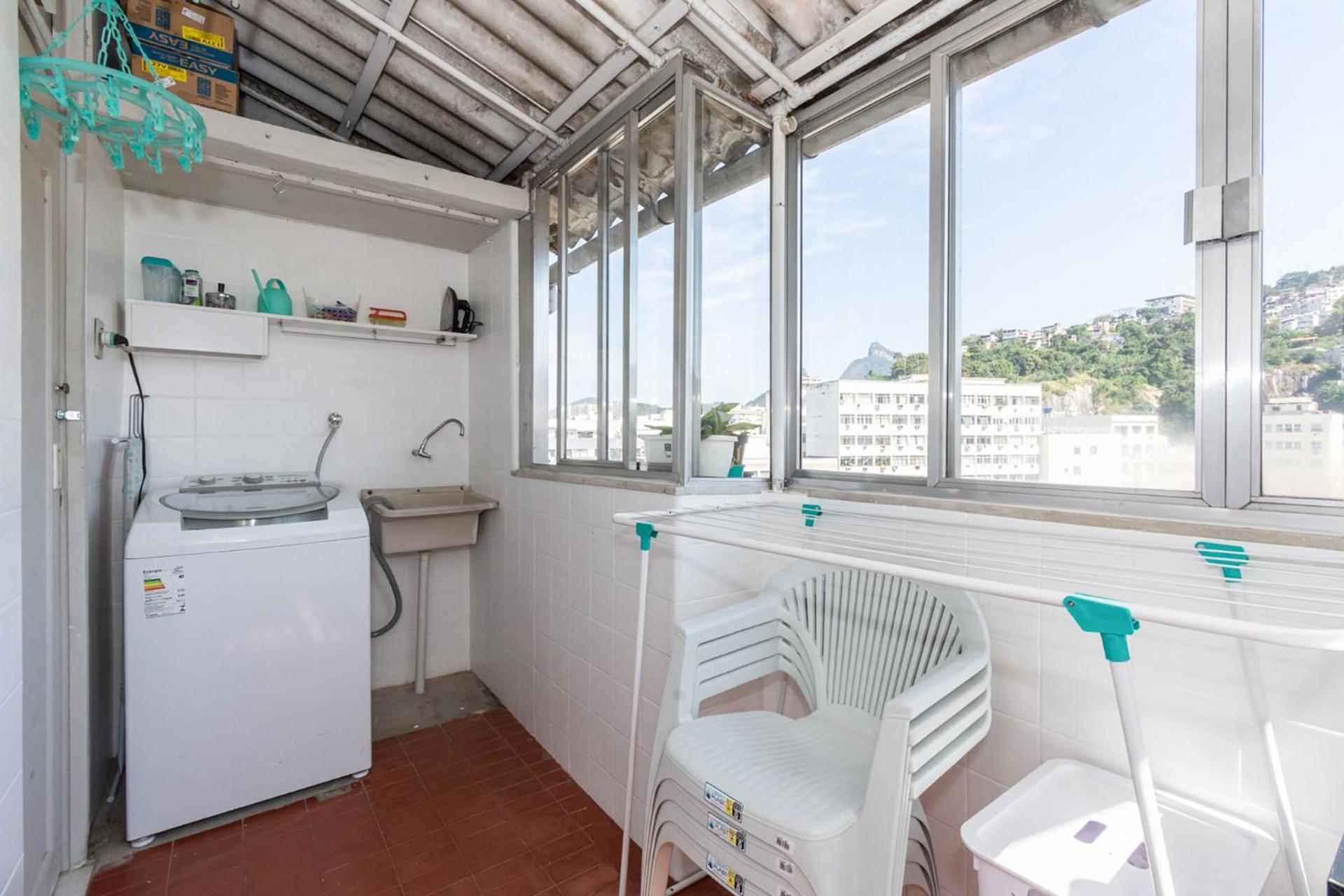 Apartamento c WiFi a 900m da Praia do Flamengo RJ
