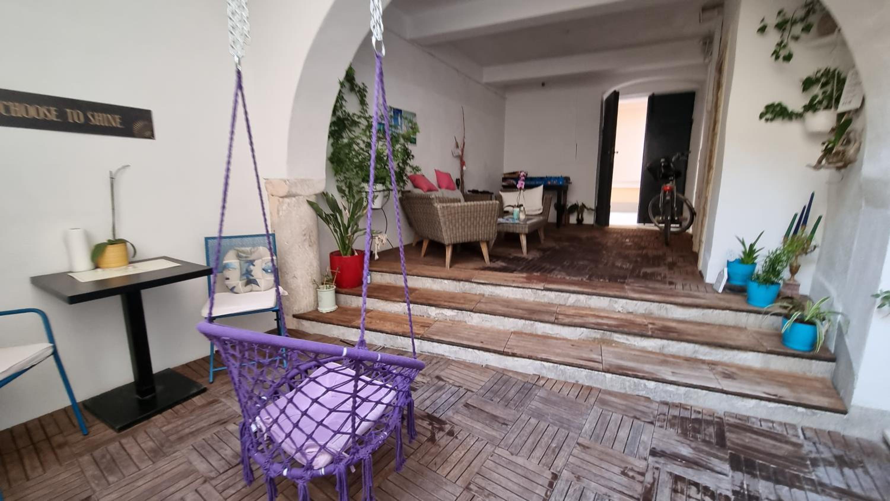 PLACE 4 U Studio Center