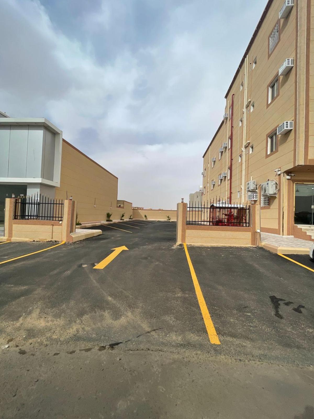 Al-Sumou Tower Furnished Apartments view 2