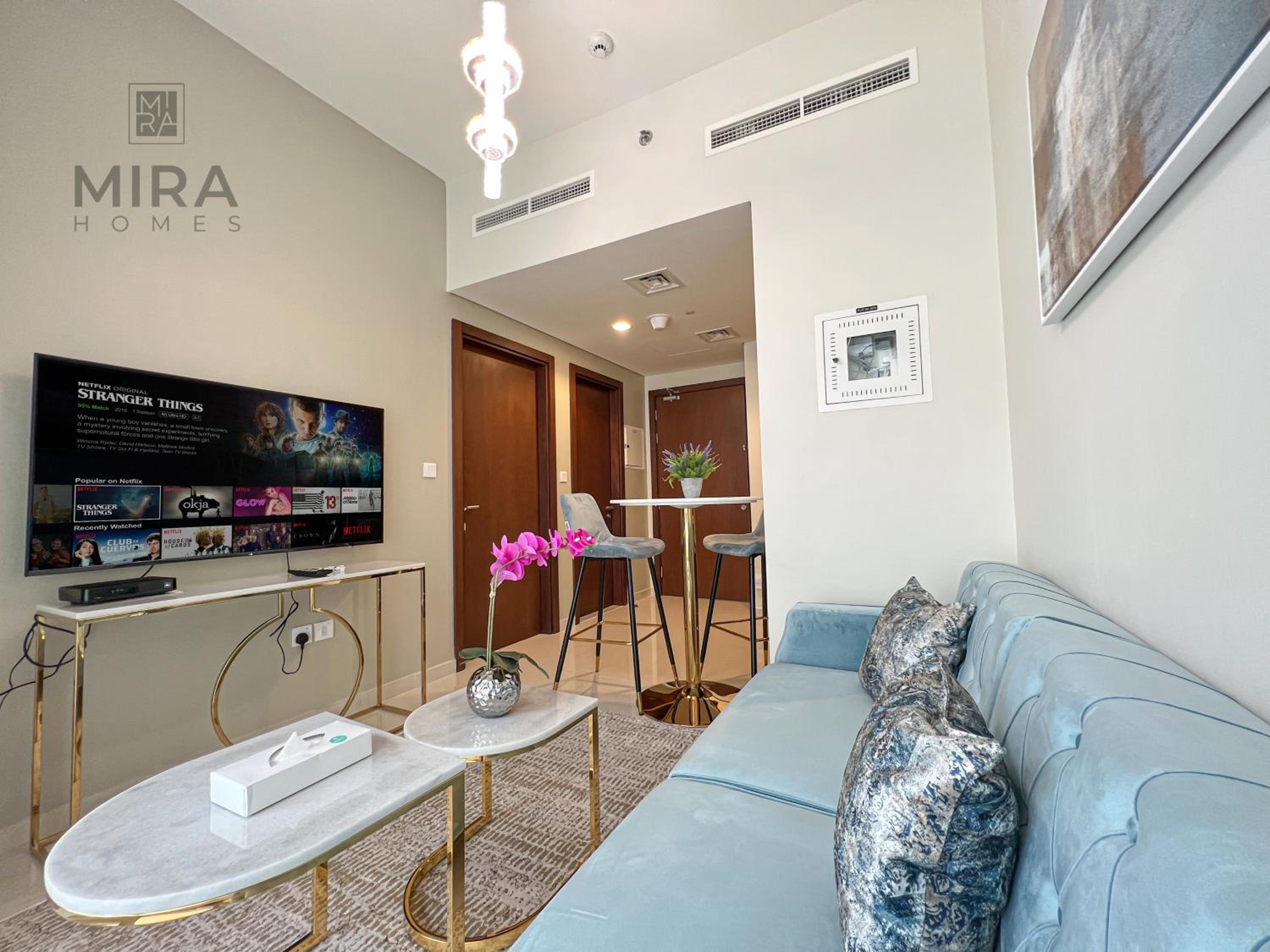 Mira Holiday Homes - Newly furnished 1 bedroom in Business Bay