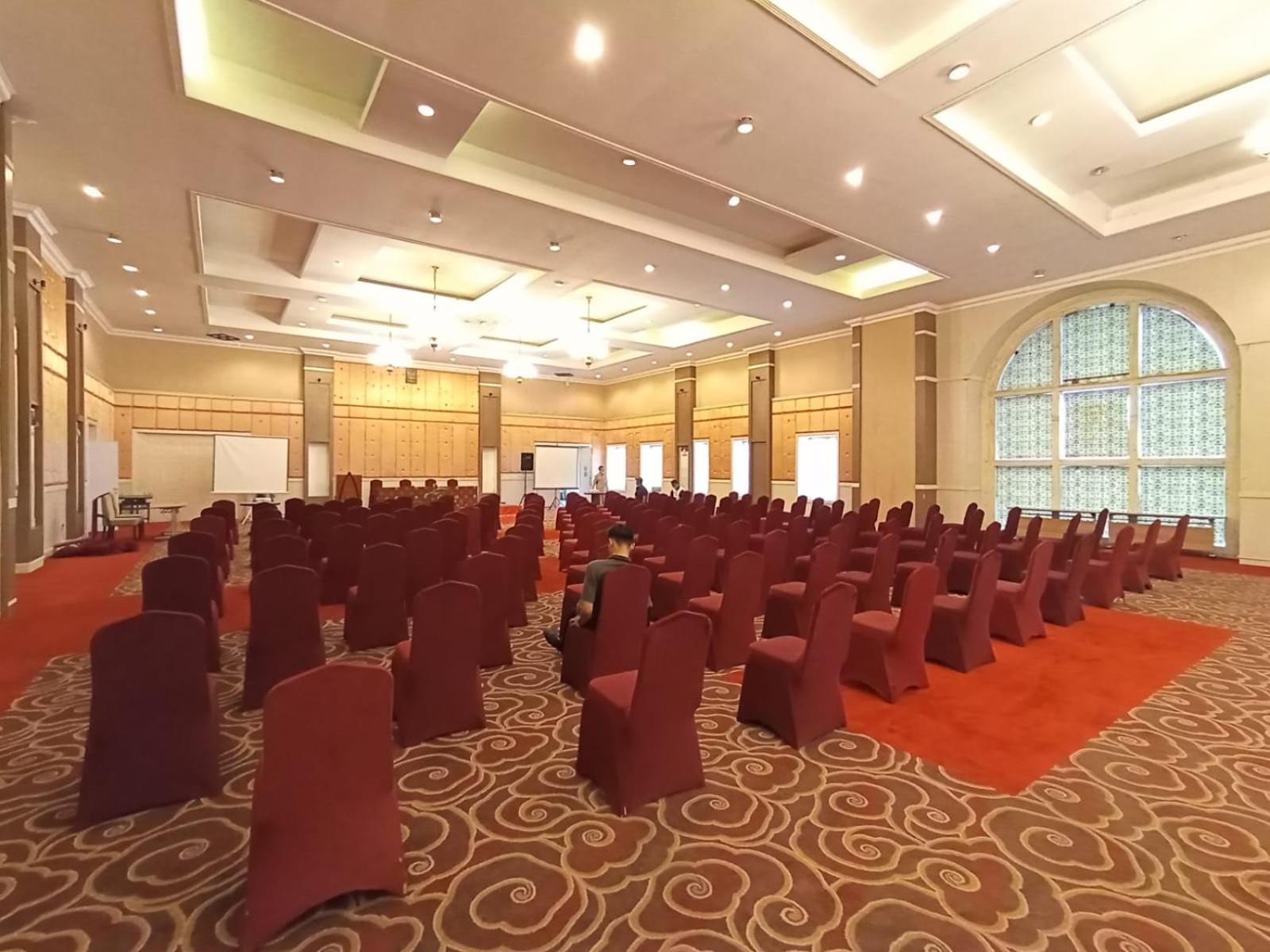 Meetings & Events