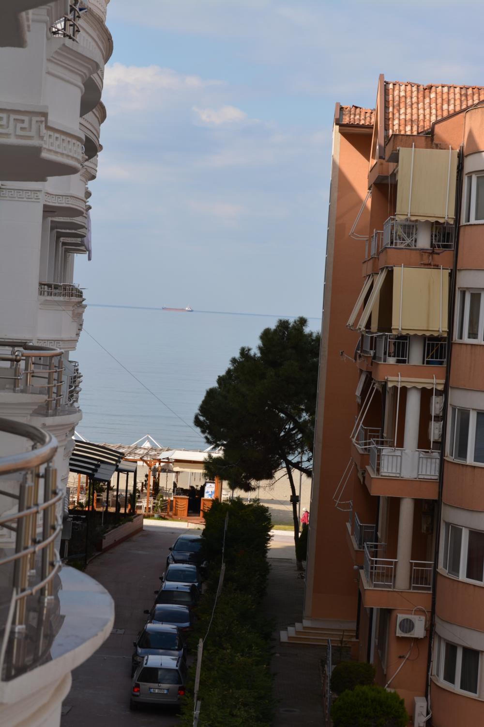 Alb's Apartment 2