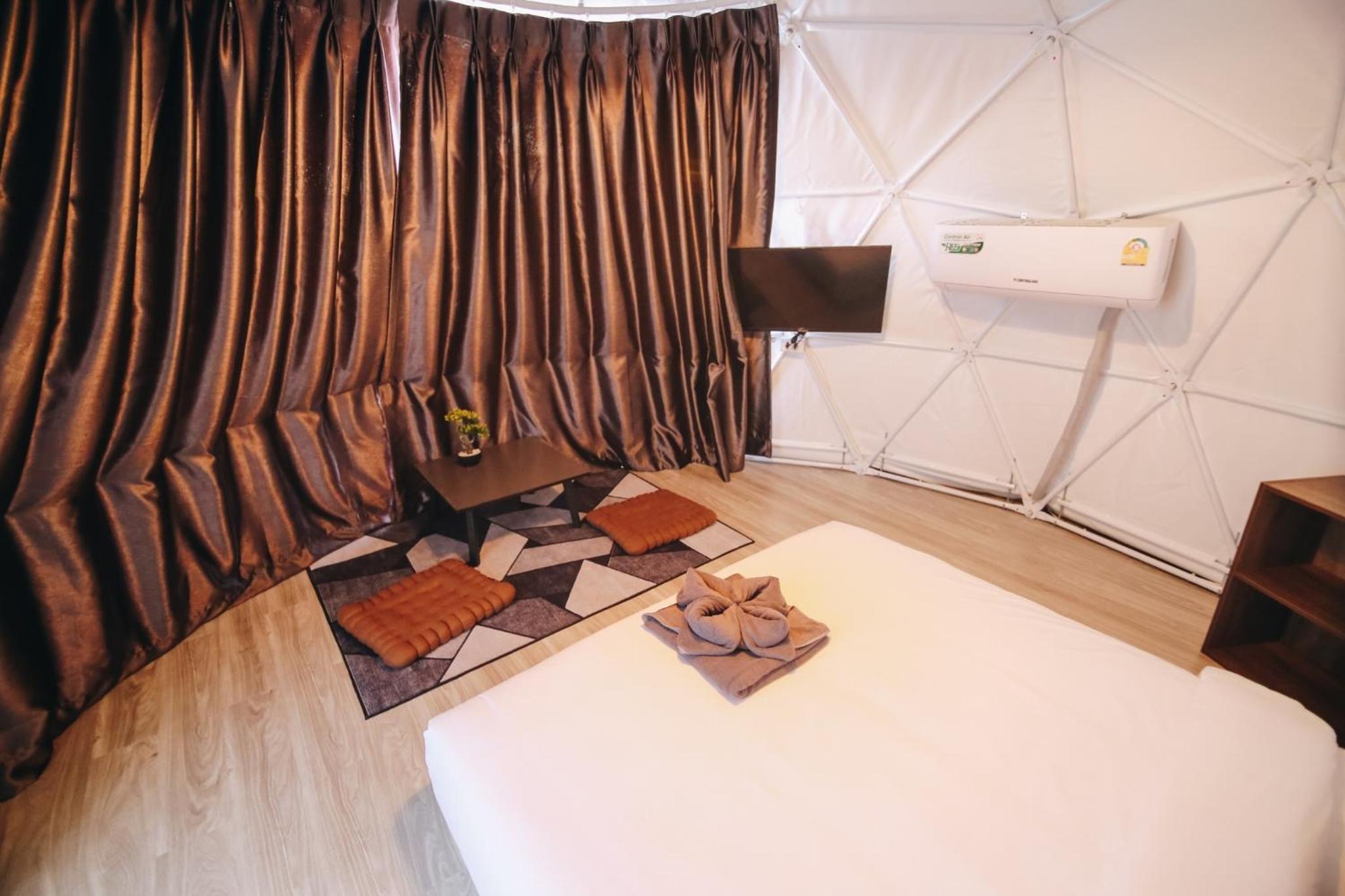 Lung Bun Camp Dome Tent