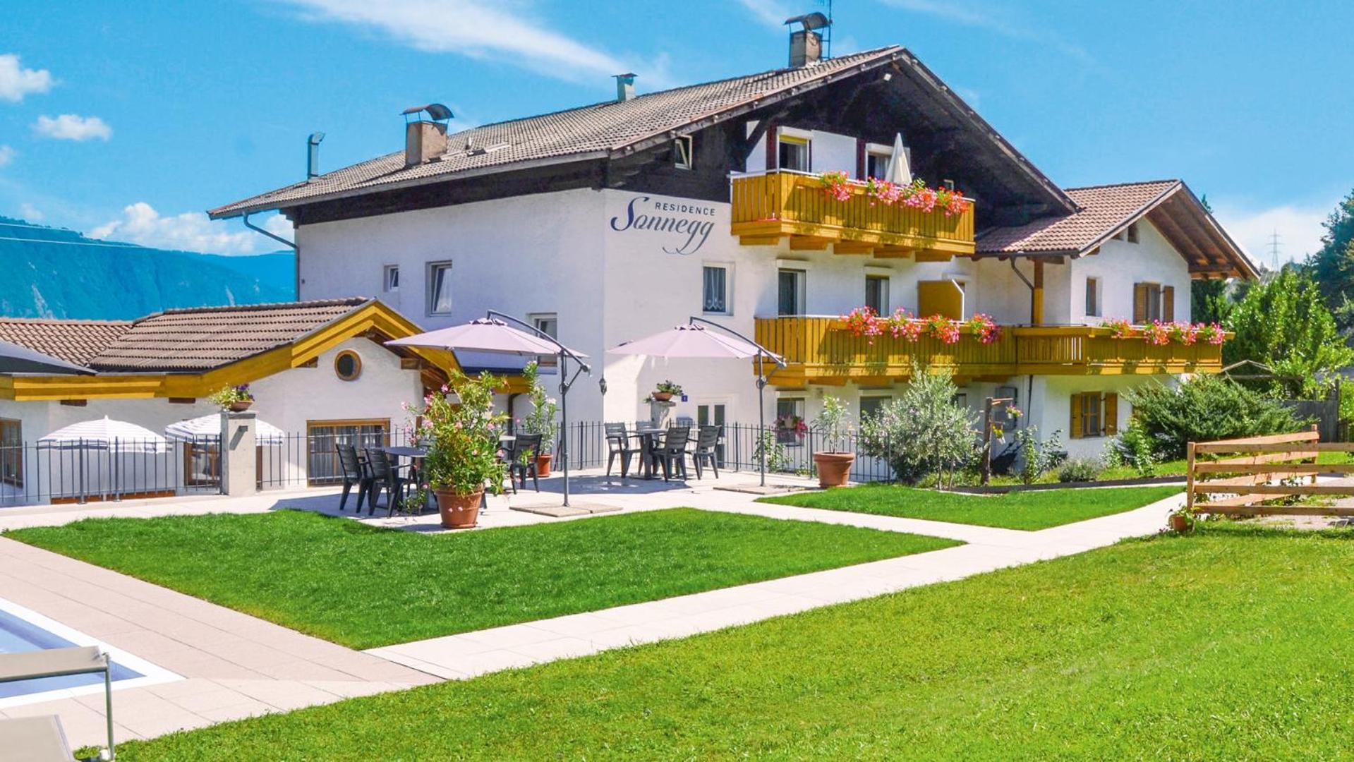 Residence Ferienwohnungen Sonnegg view 5