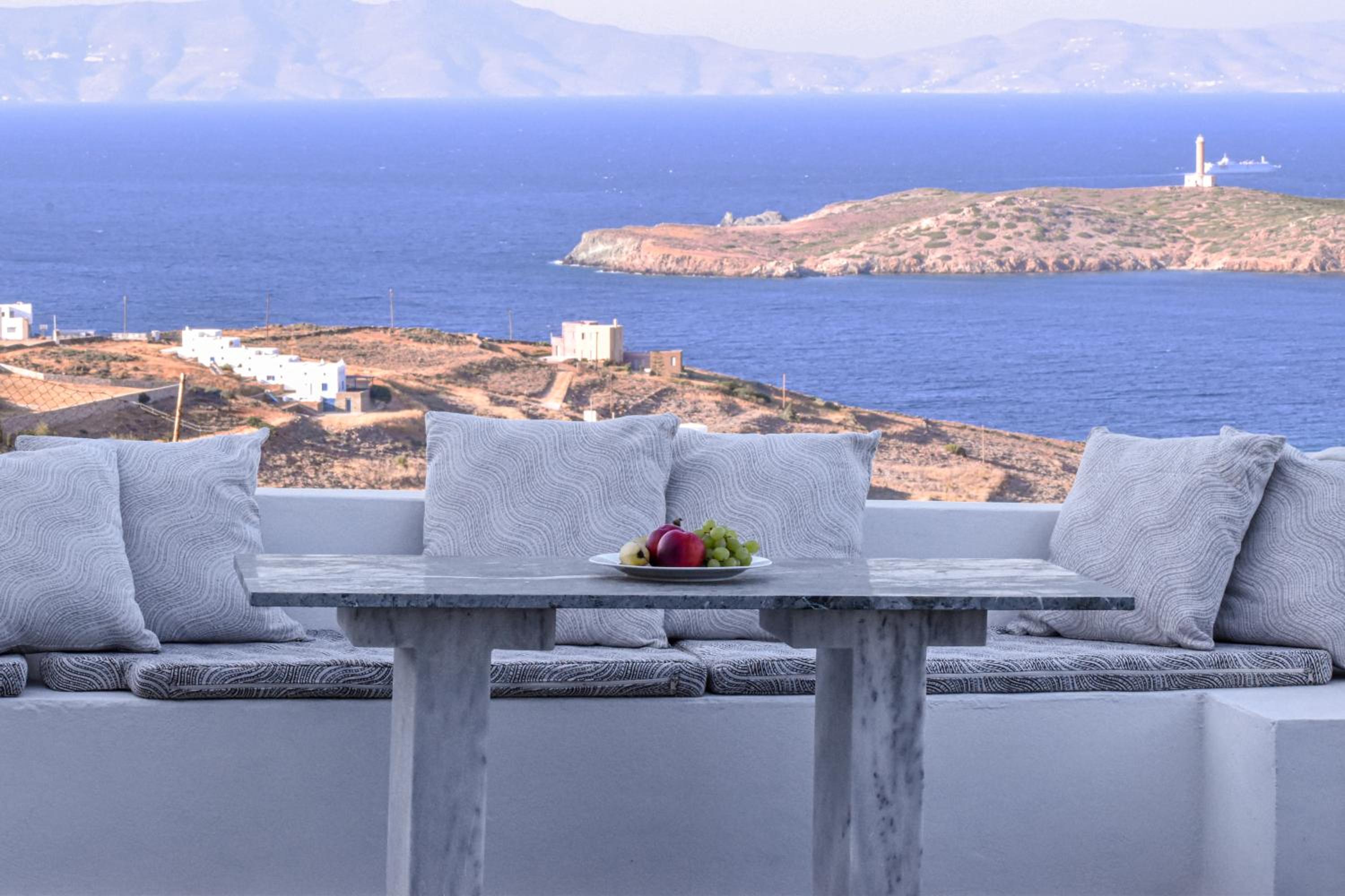 Syros Luxury Living