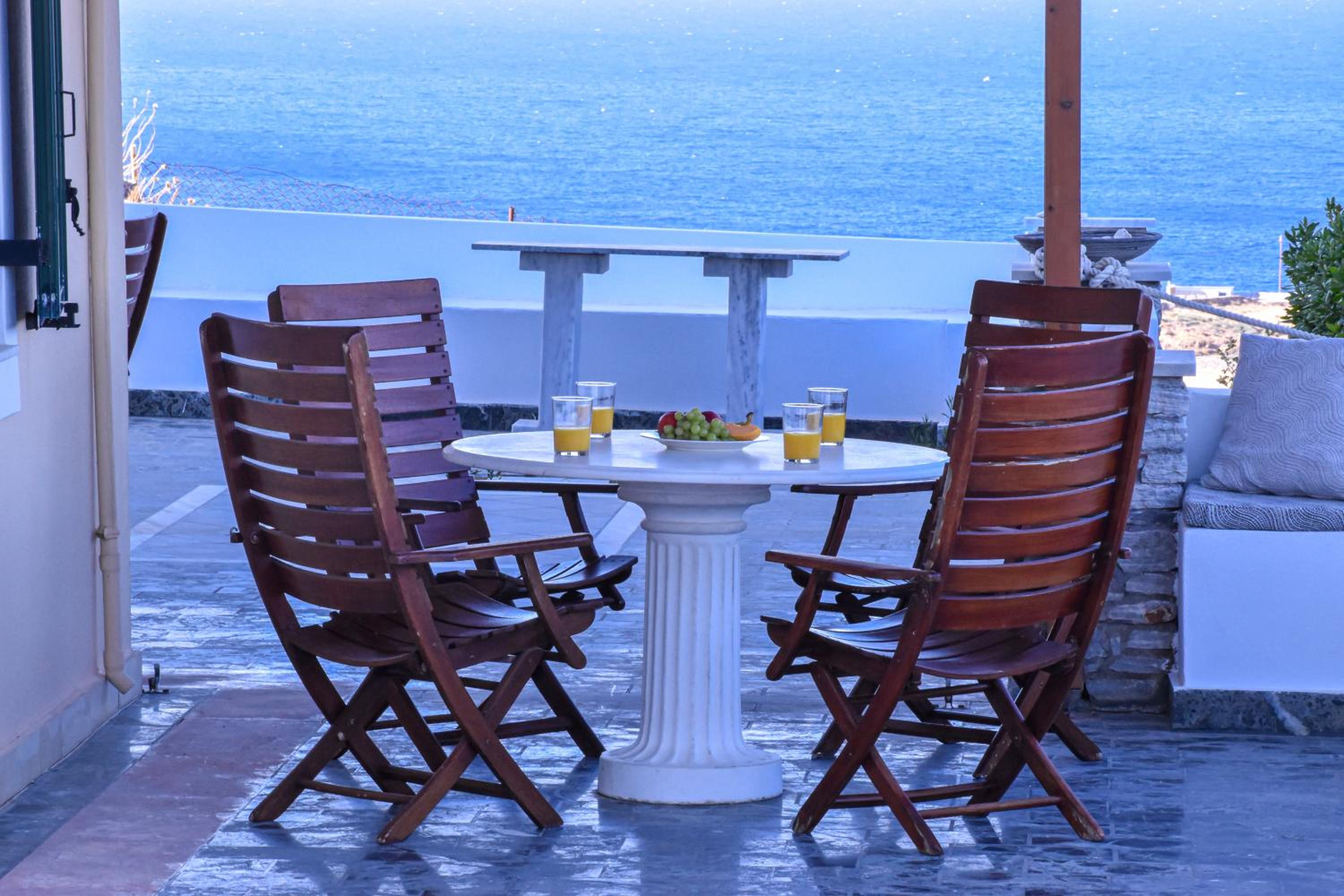 Syros Luxury Living view 2