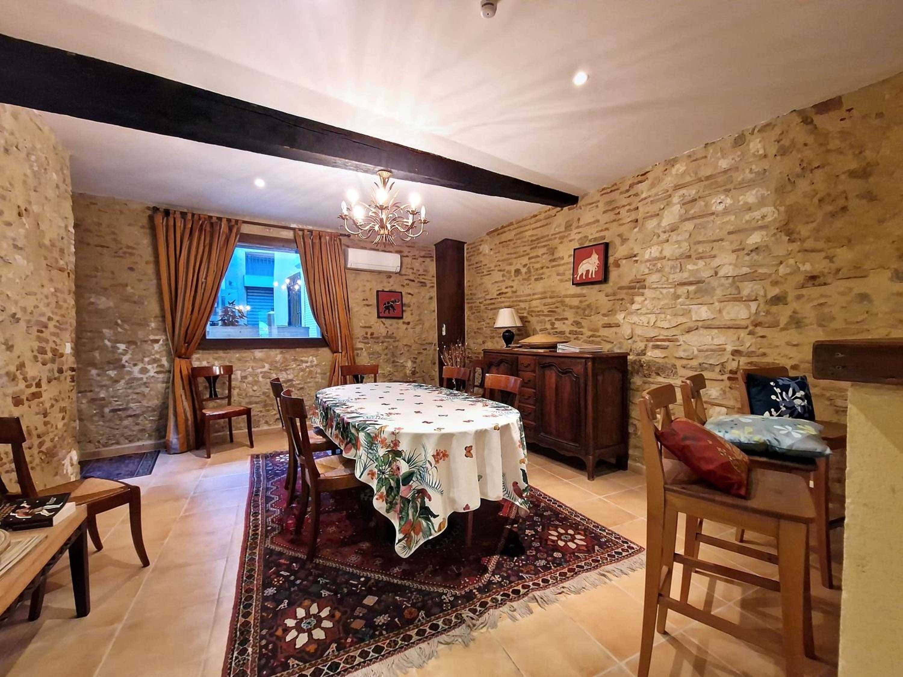 Photo 50