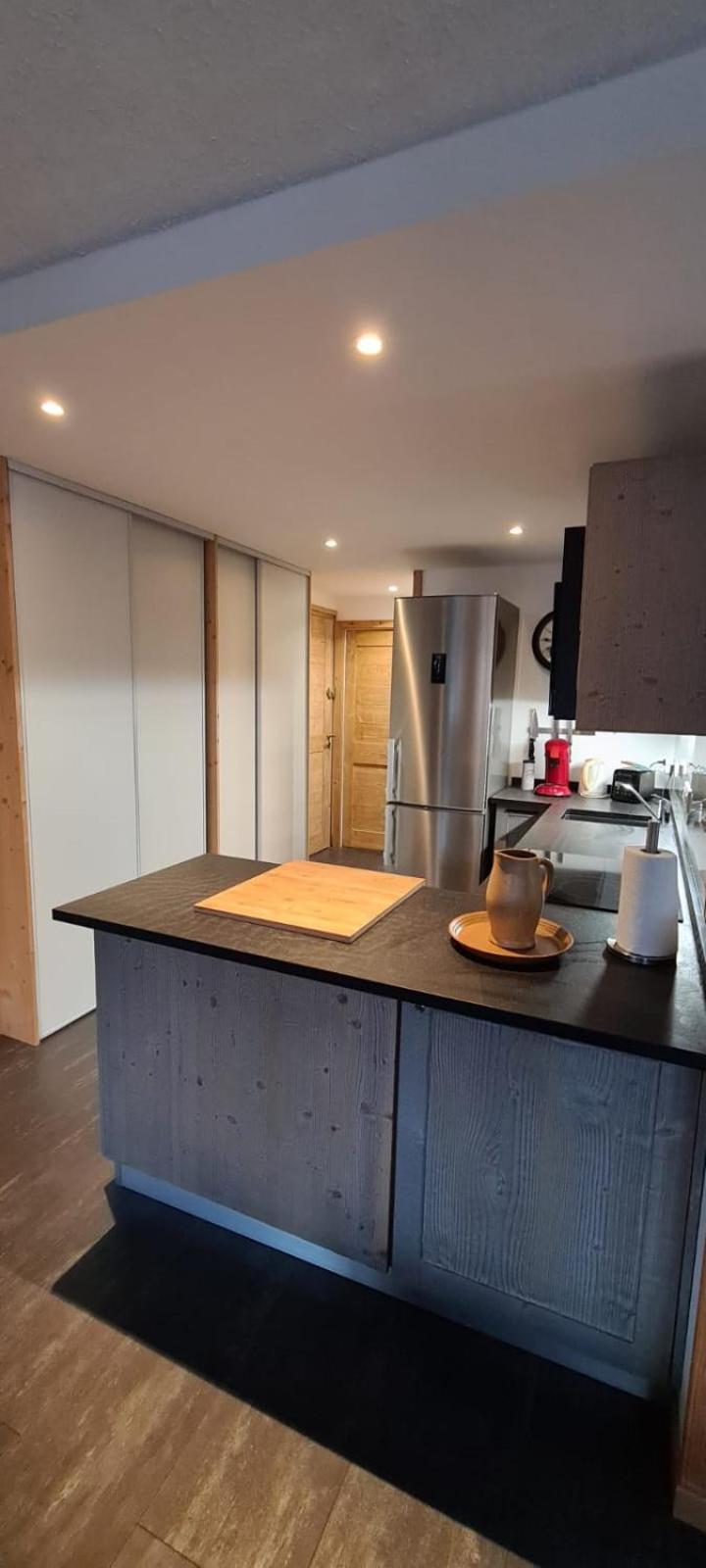 Edelweiss 2100 view 5