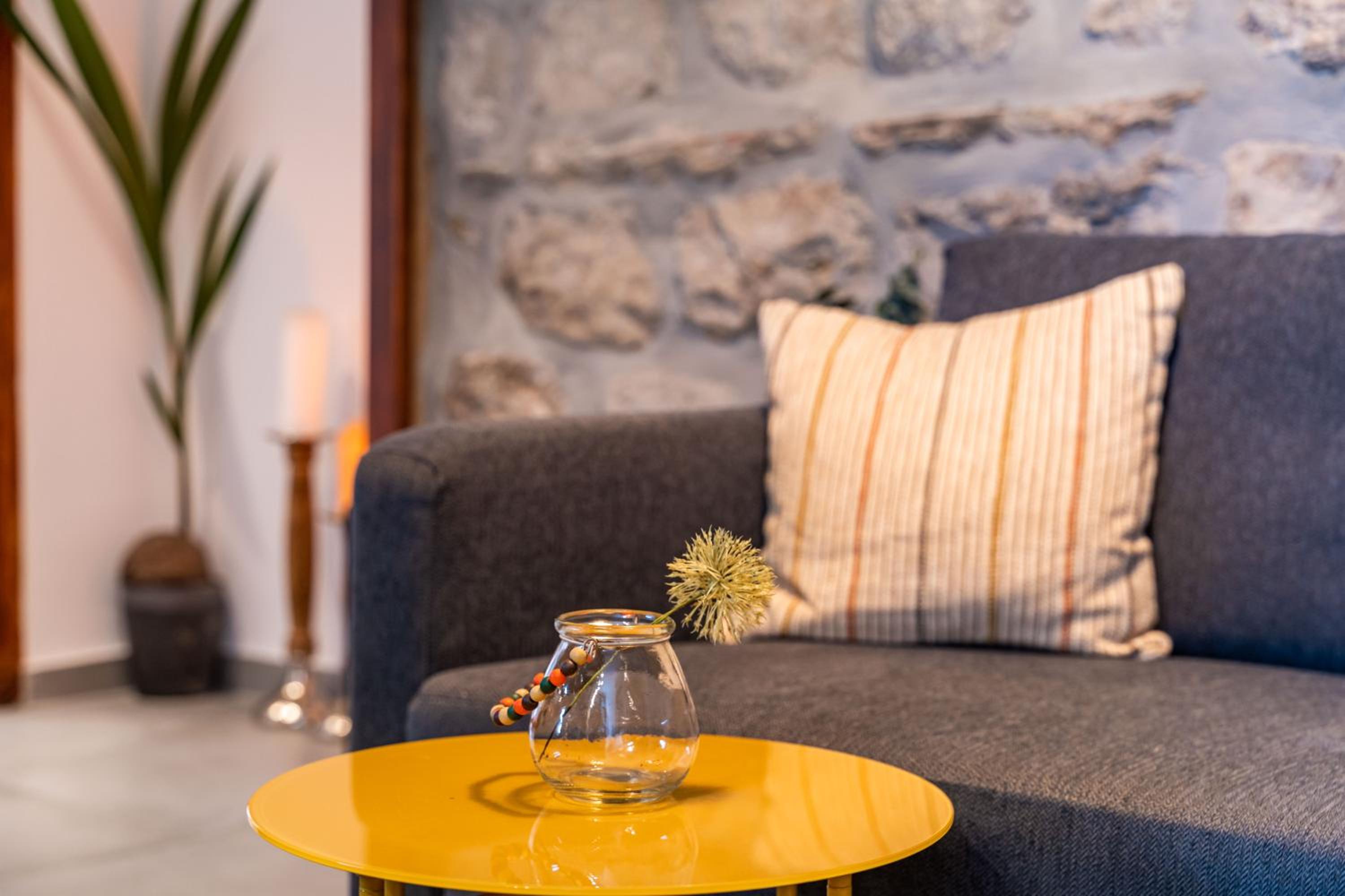 Stone oasis Vito