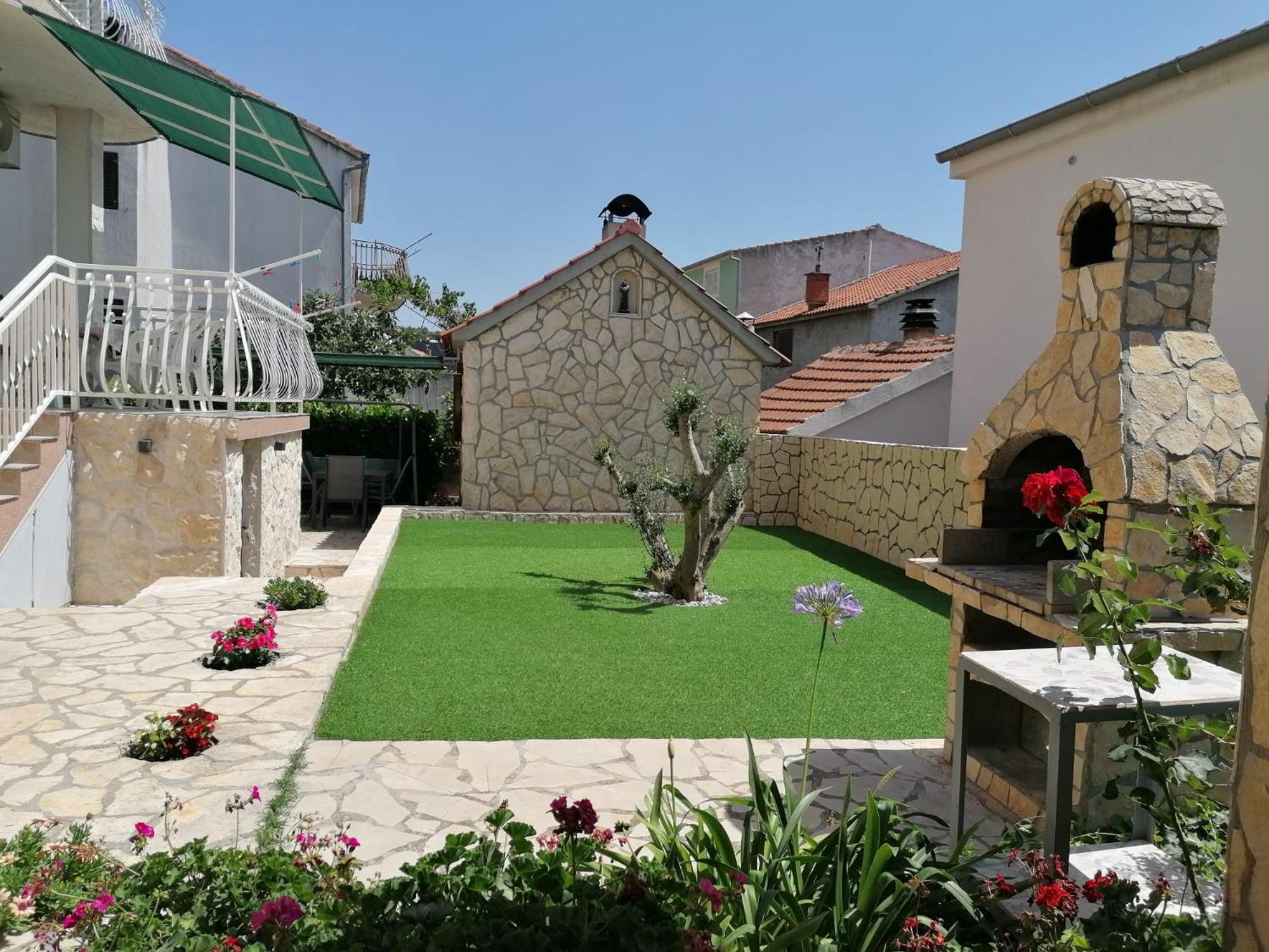 Apartments Šime