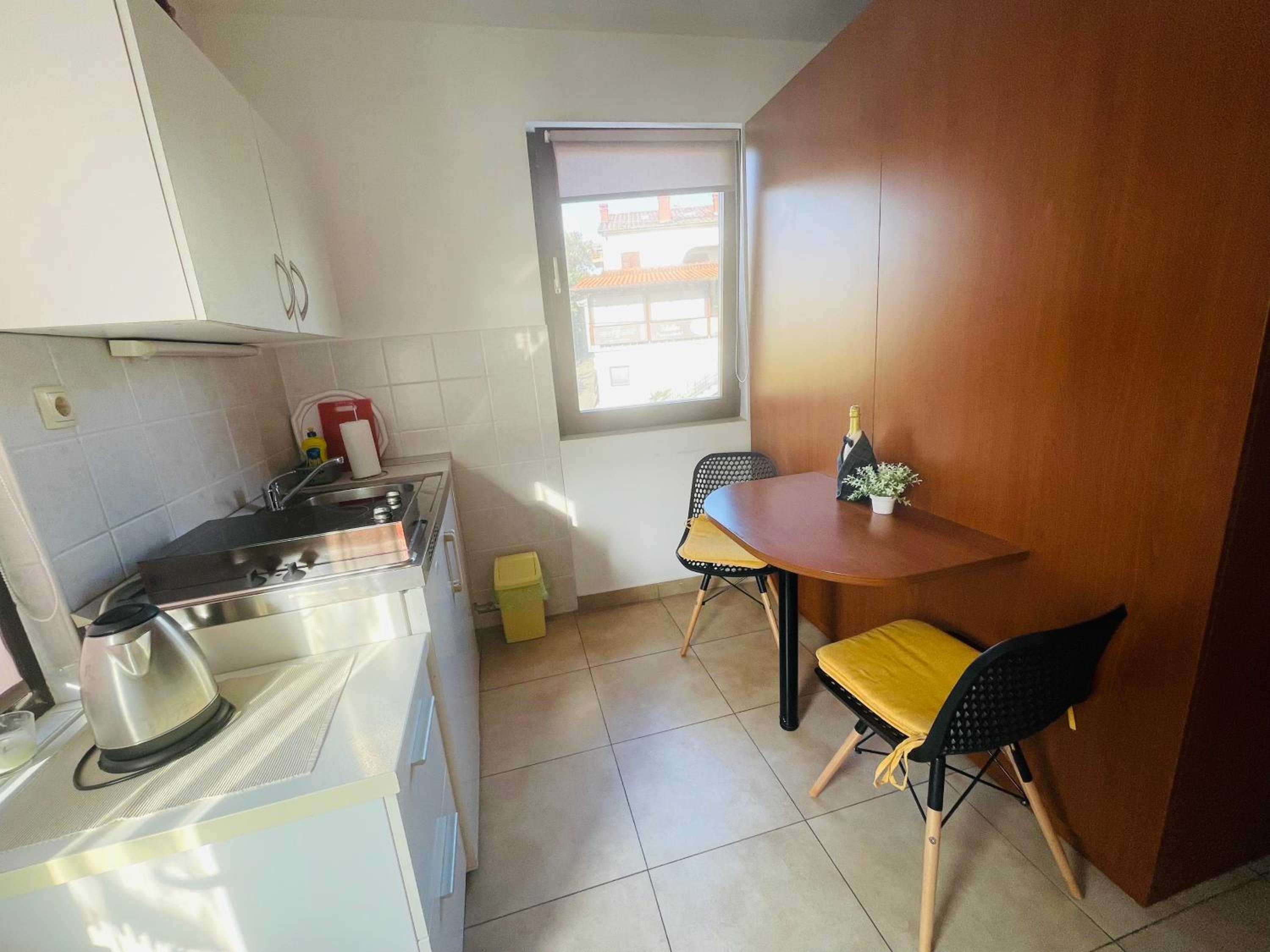 City center studio apartment view 5