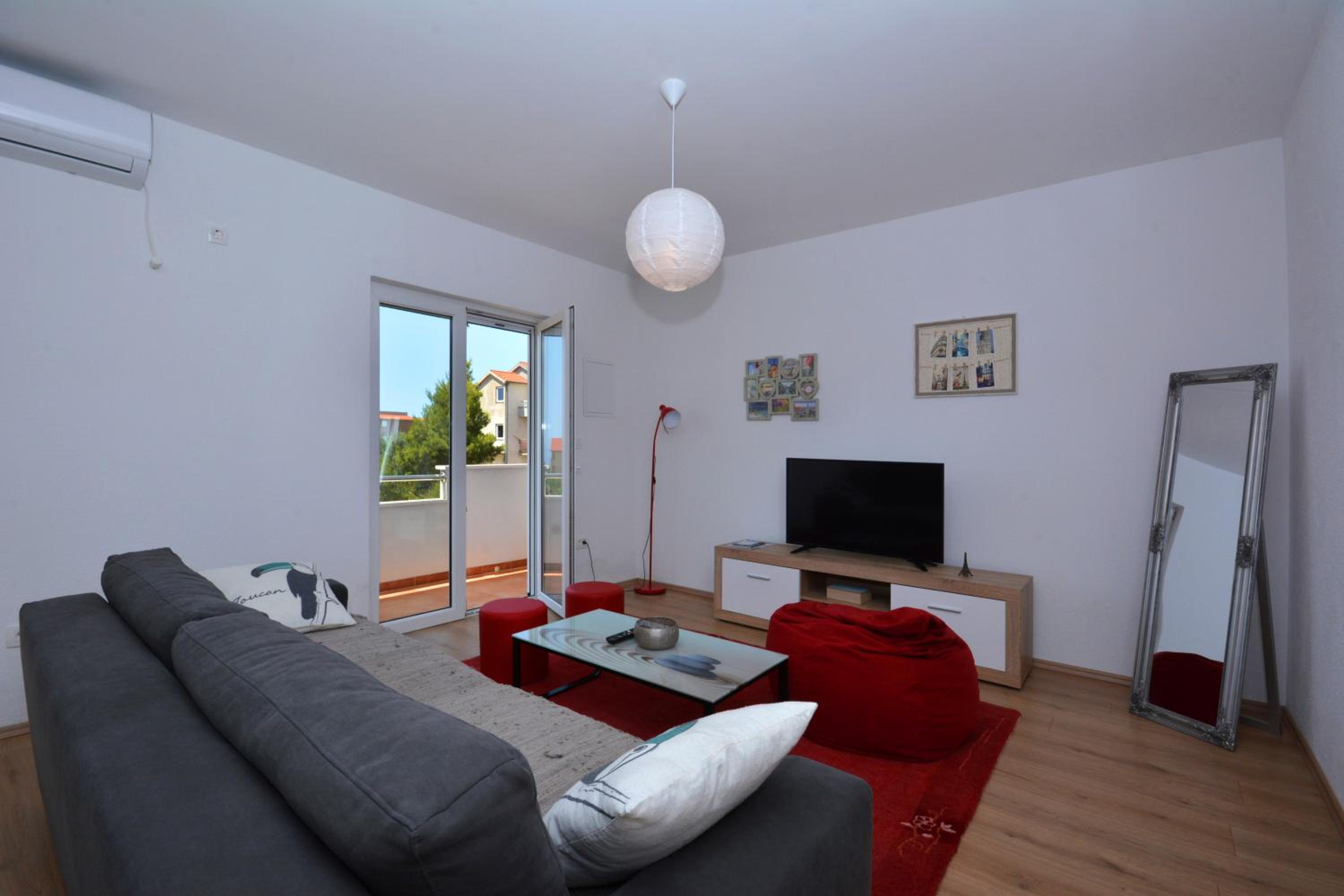 Apartment Wild Rose view 5