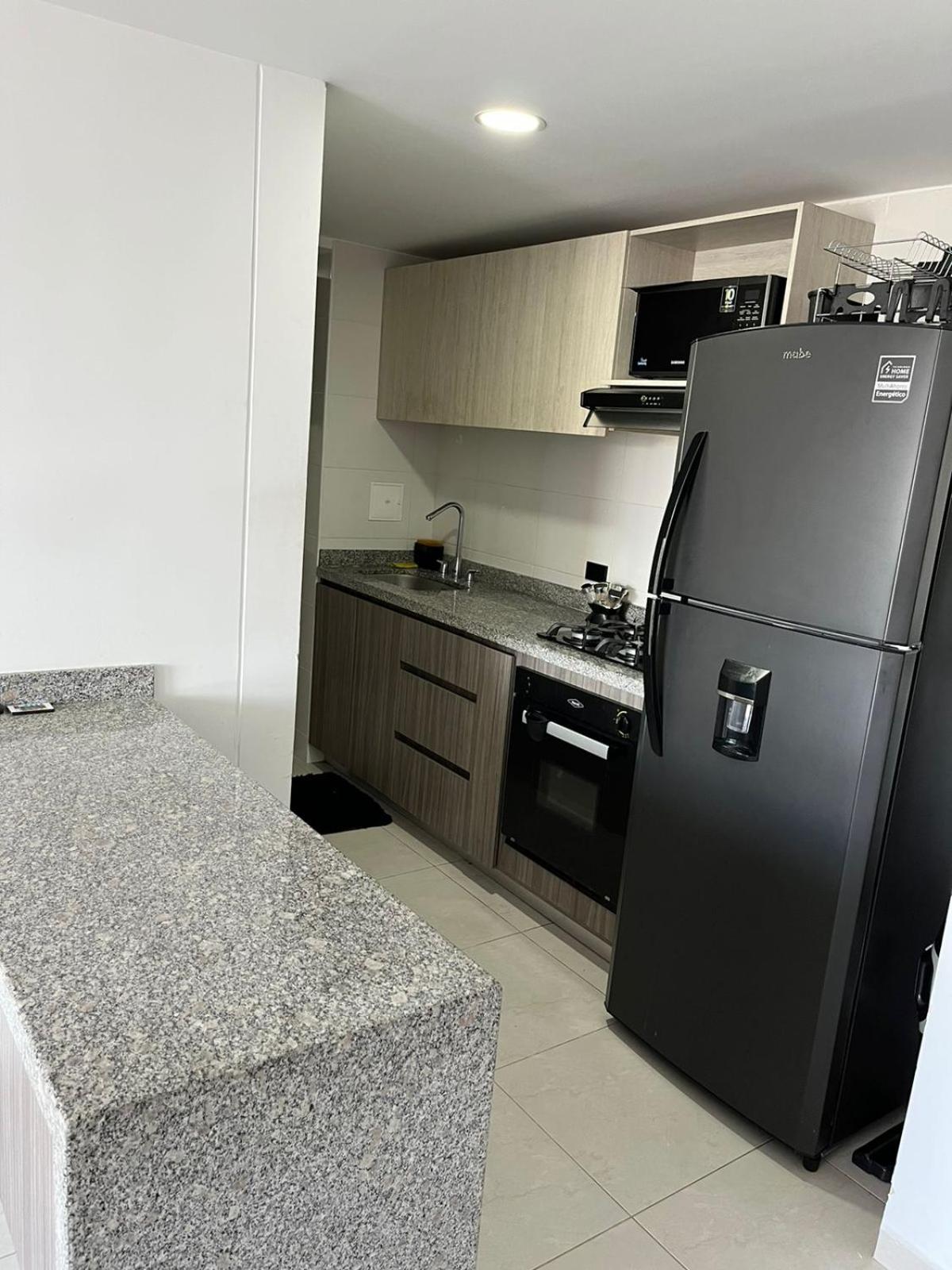 Habitación Auxiliar en Apto Compartido piso 26