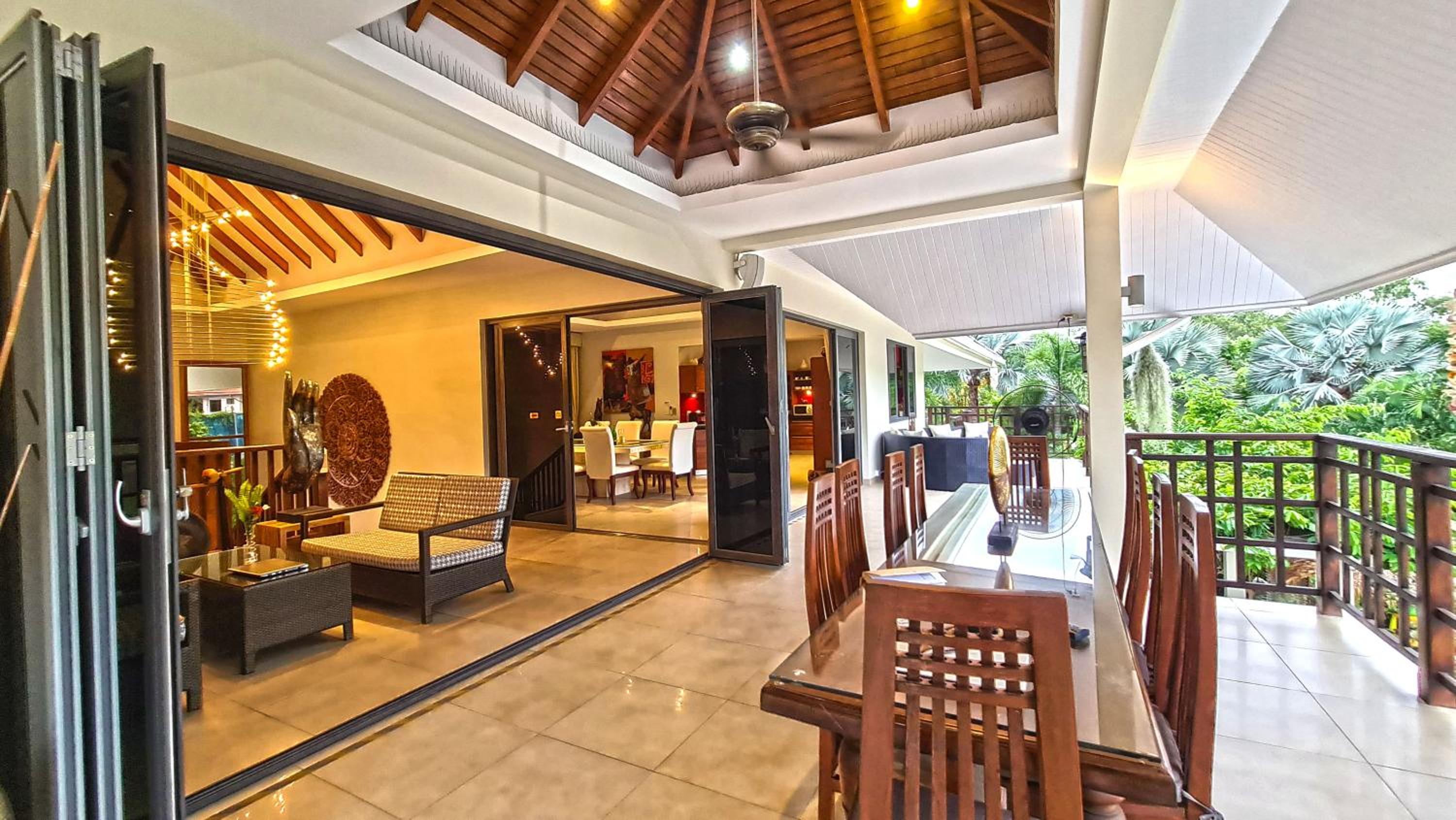 Icandi Hideaway