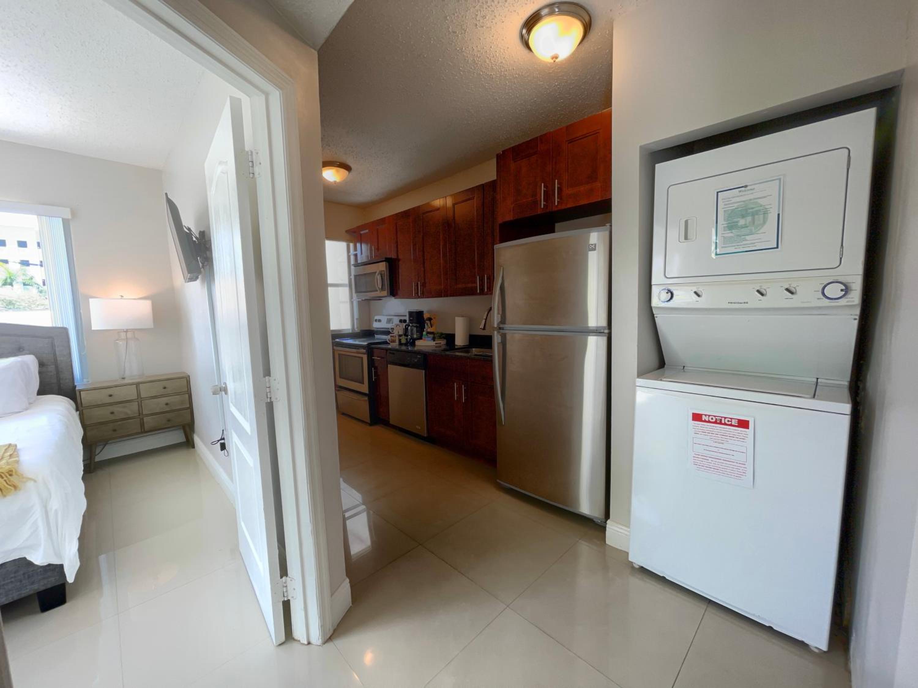 Marlins Park Suites - Apartment 1 - Calle Ocho Suite