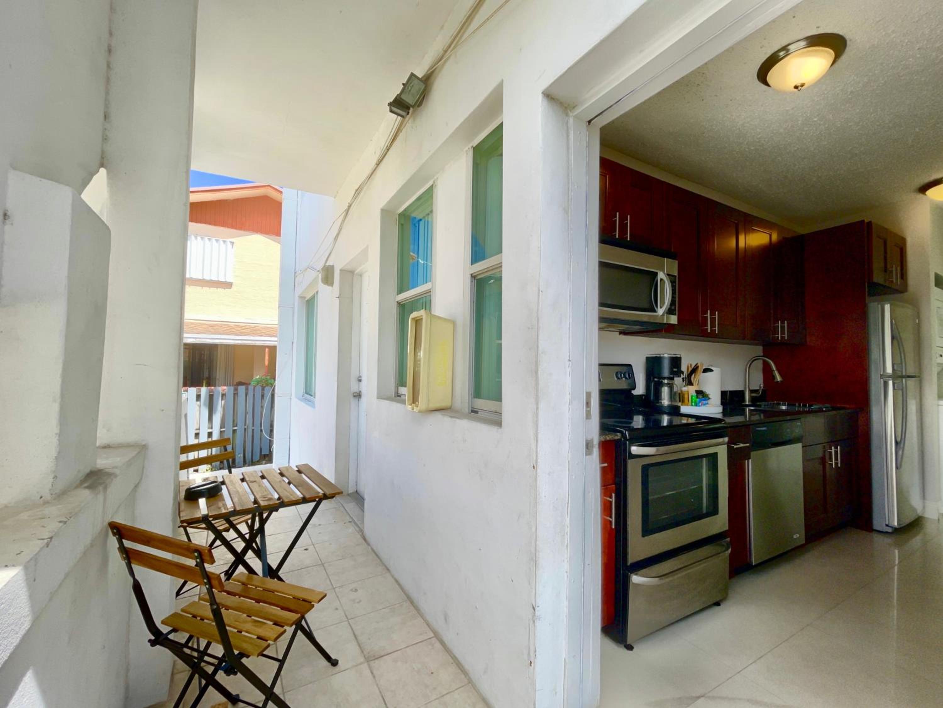 Marlins Park Suites - Apartment 1 - Calle Ocho Suite