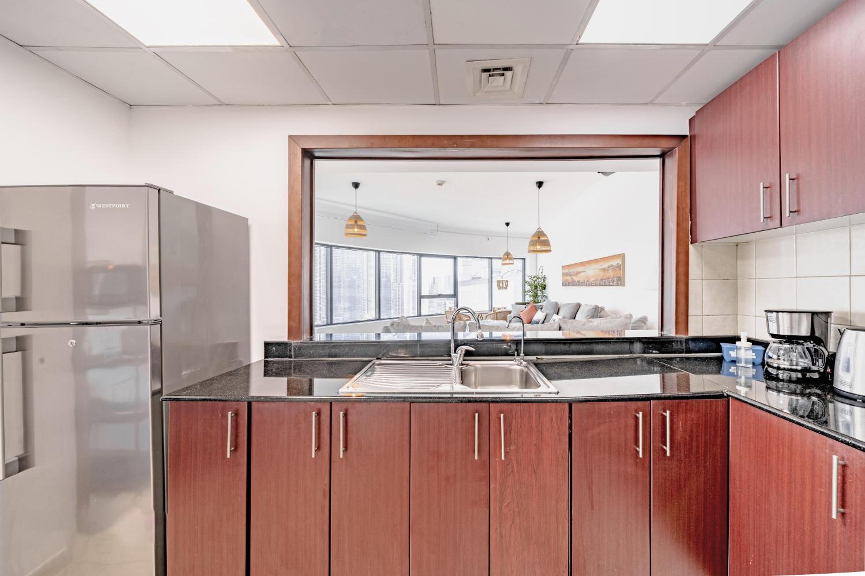 Spacious 3BR with 180˚ Dubai Marina Views